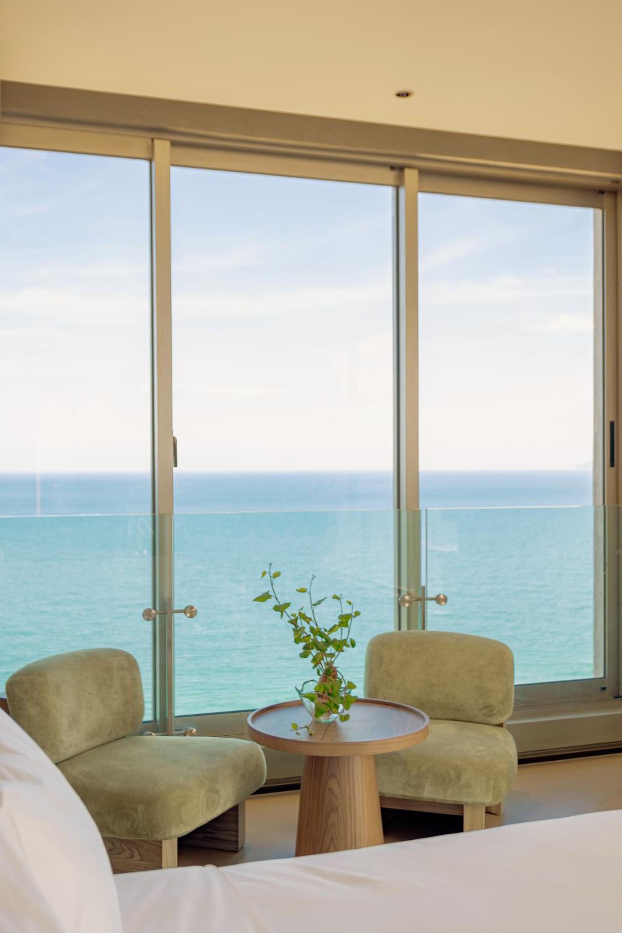 Special Offer - Panorama Executive Suite - Photo 3