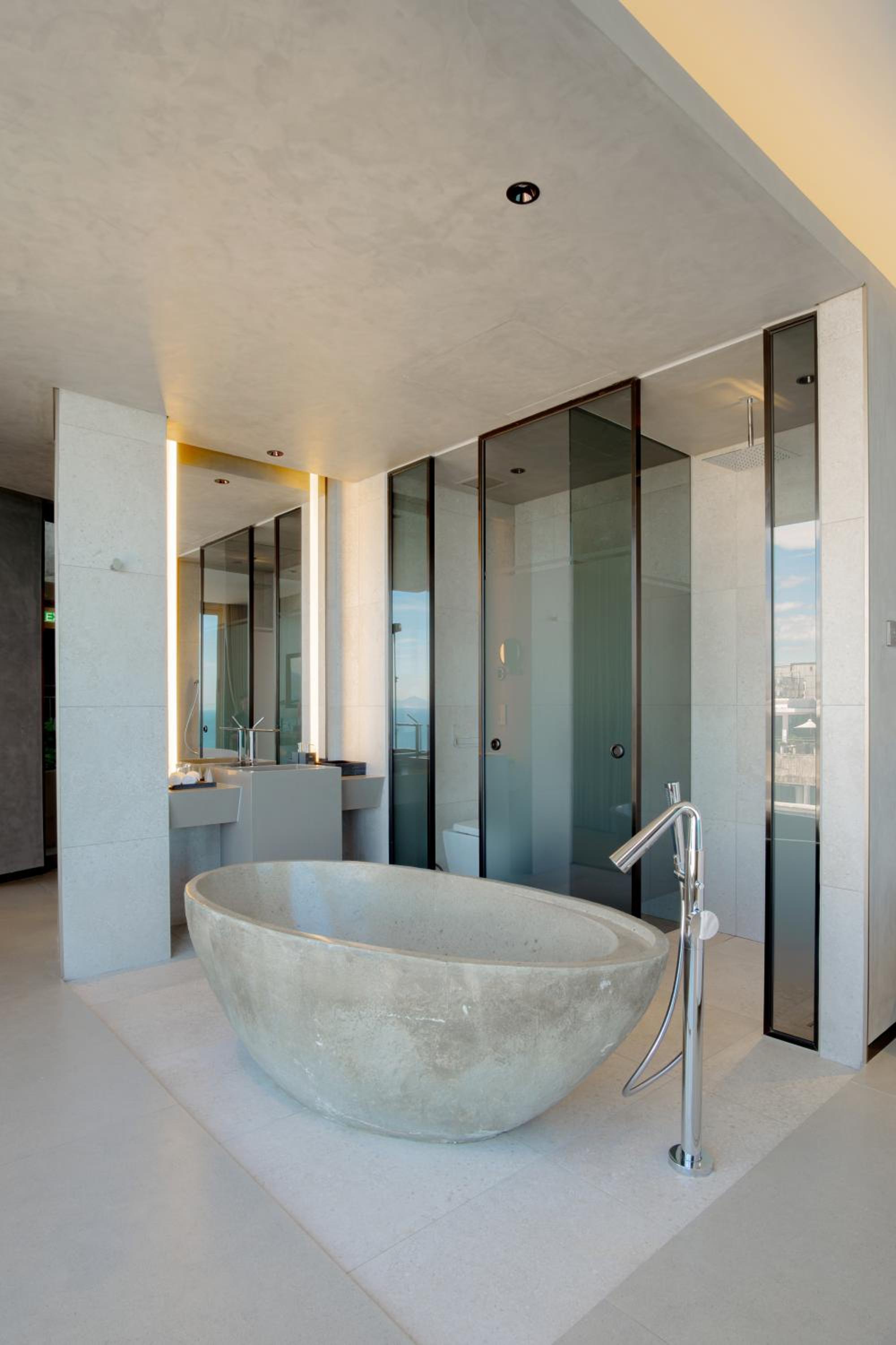 Special Offer - Panorama Executive Suite - Photo 12