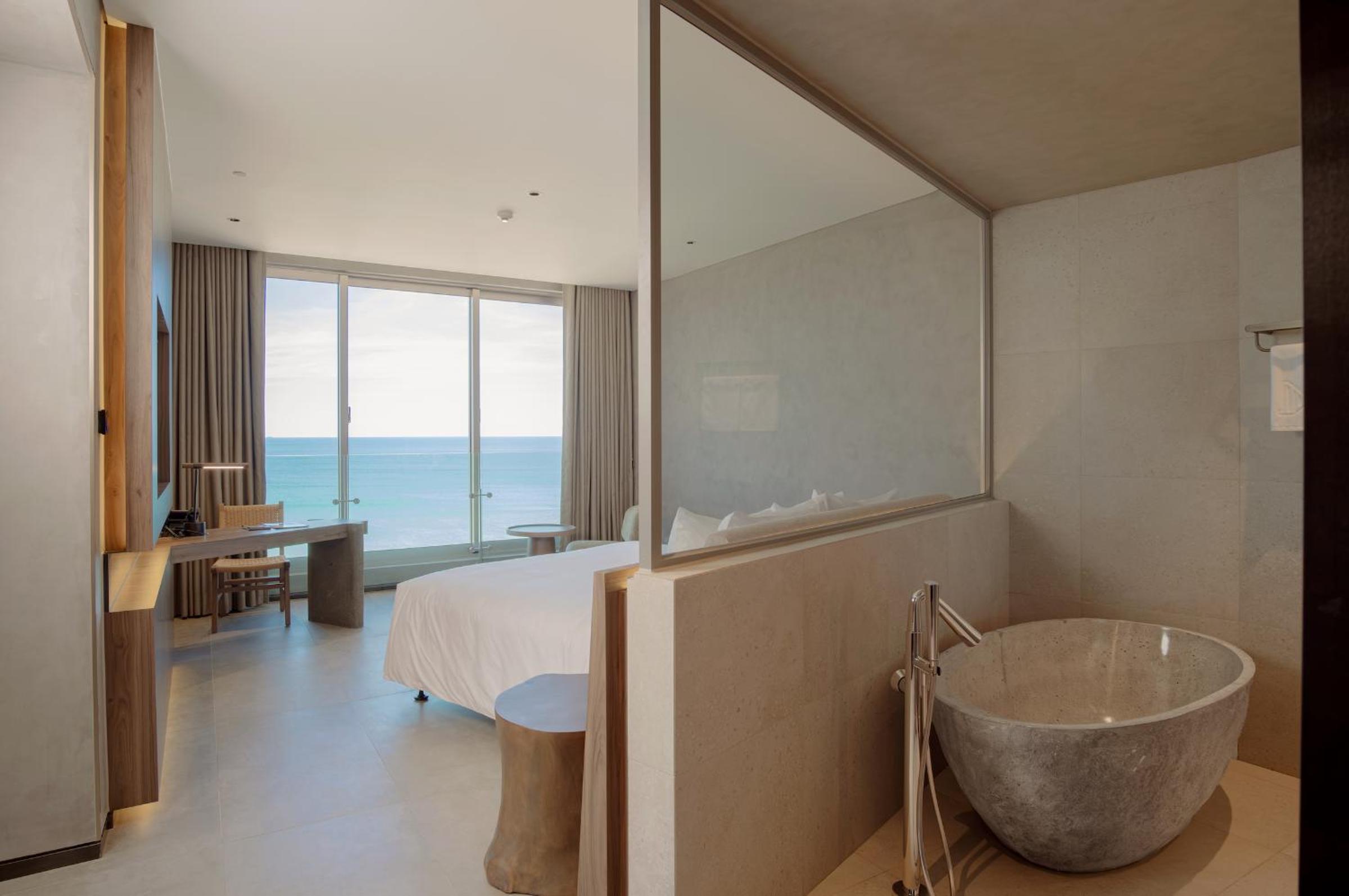  Special Offer - Two Bedroom Apartment Oceanfront - Photo 3