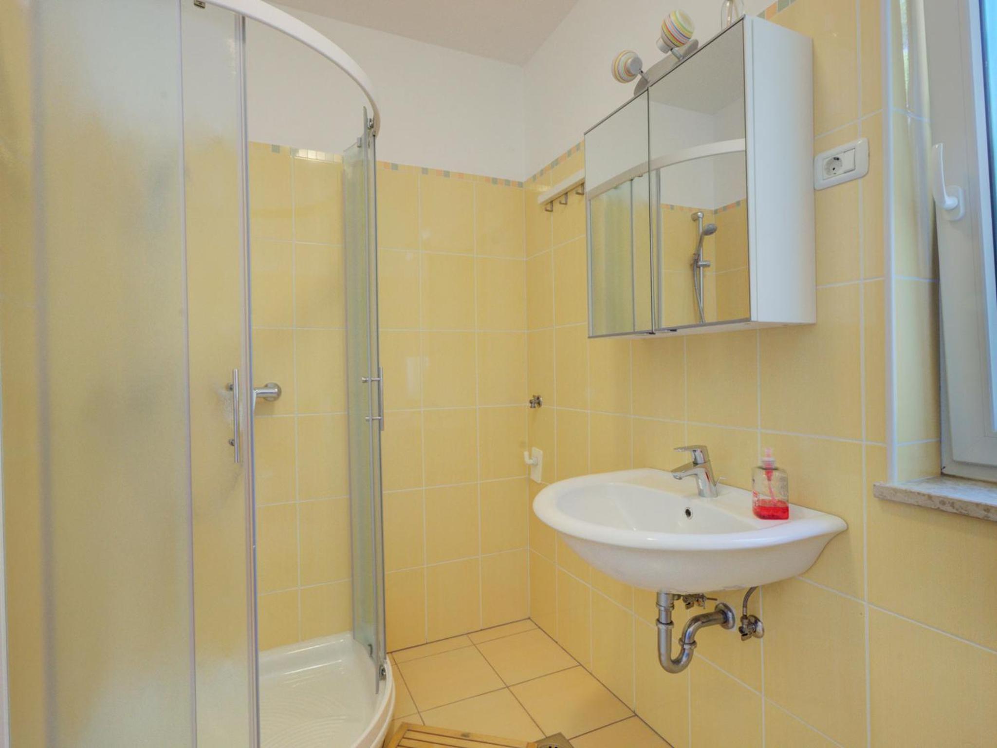 Two-Bedroom Apartment with Balcony photo 2