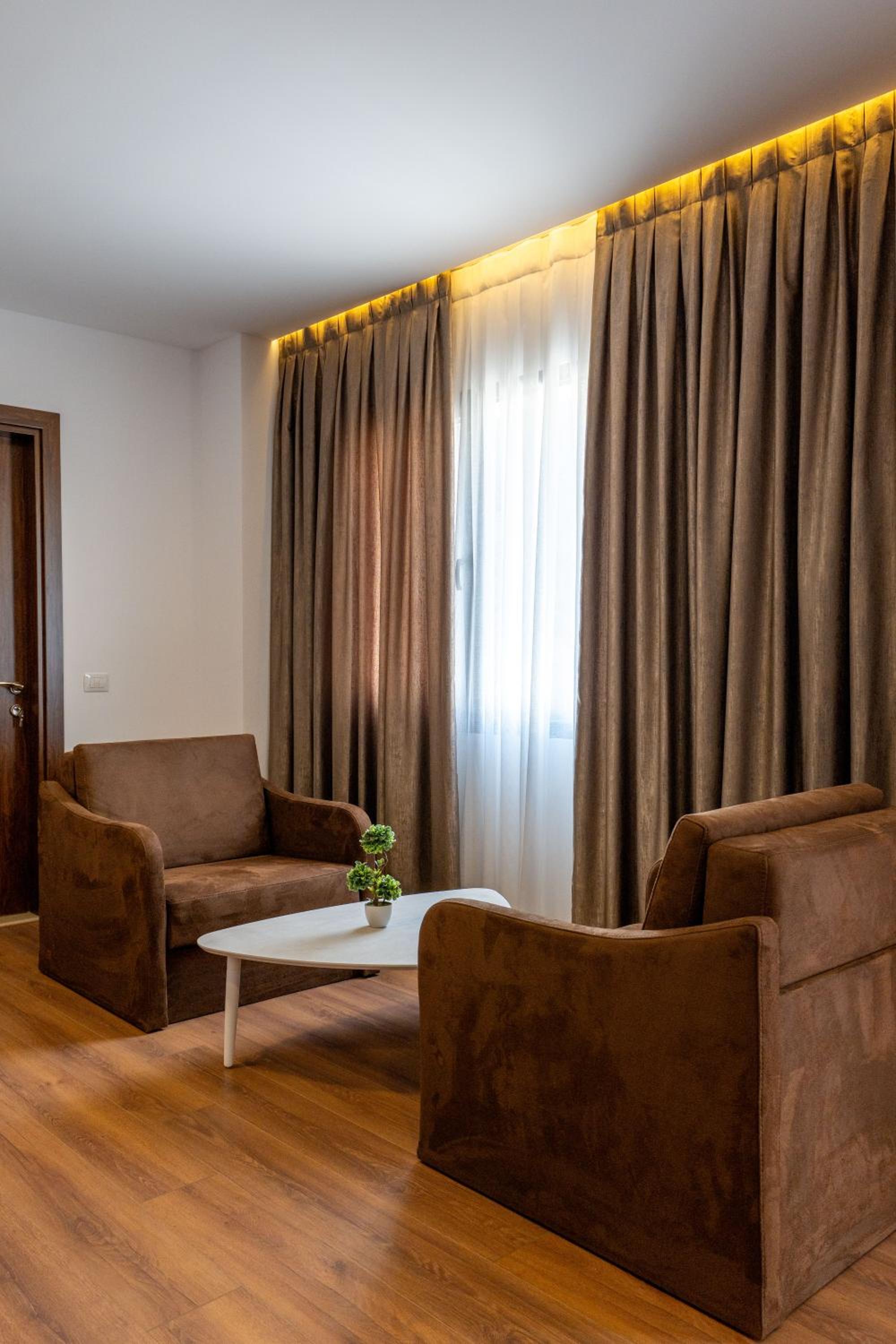 Deluxe Triple Room with Mountain view