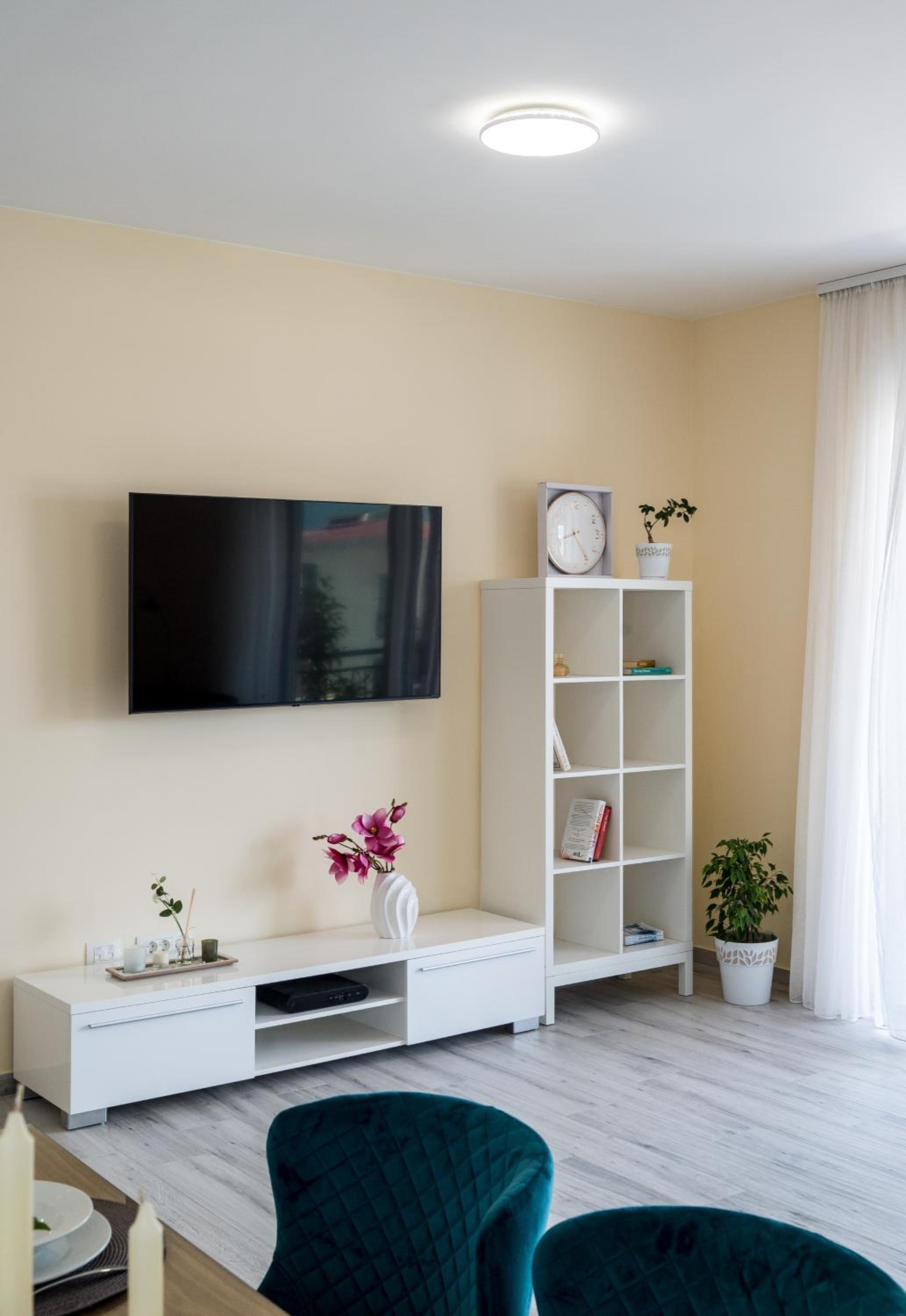 Two-Bedroom Apartment with Balcony and Terrace photo 1
