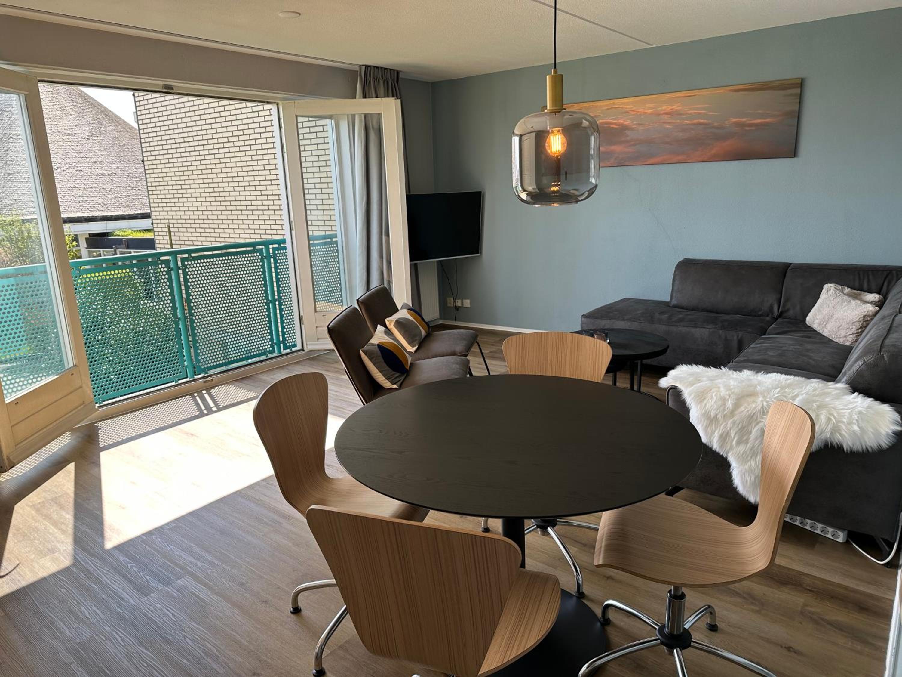 One-Bedroom Bungalow photo 1