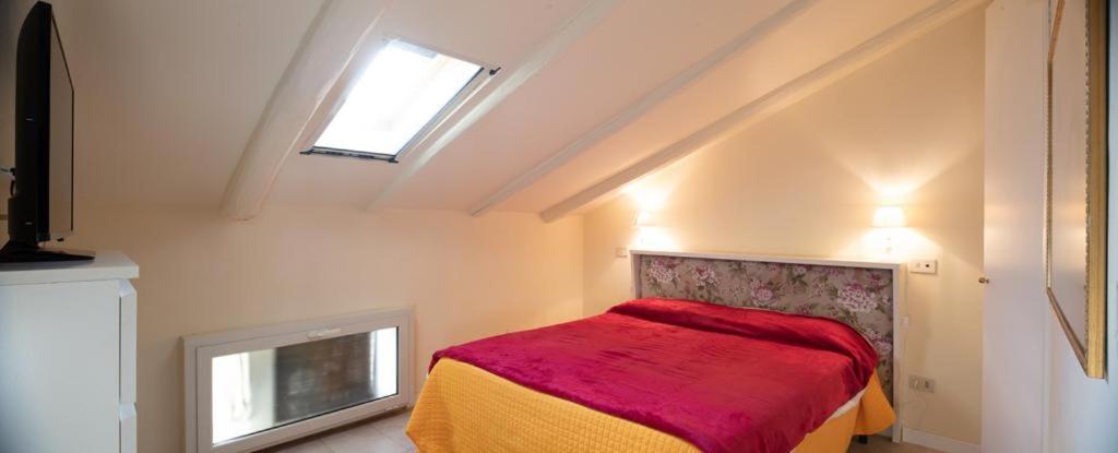 One-Bedroom Apartment - Attic