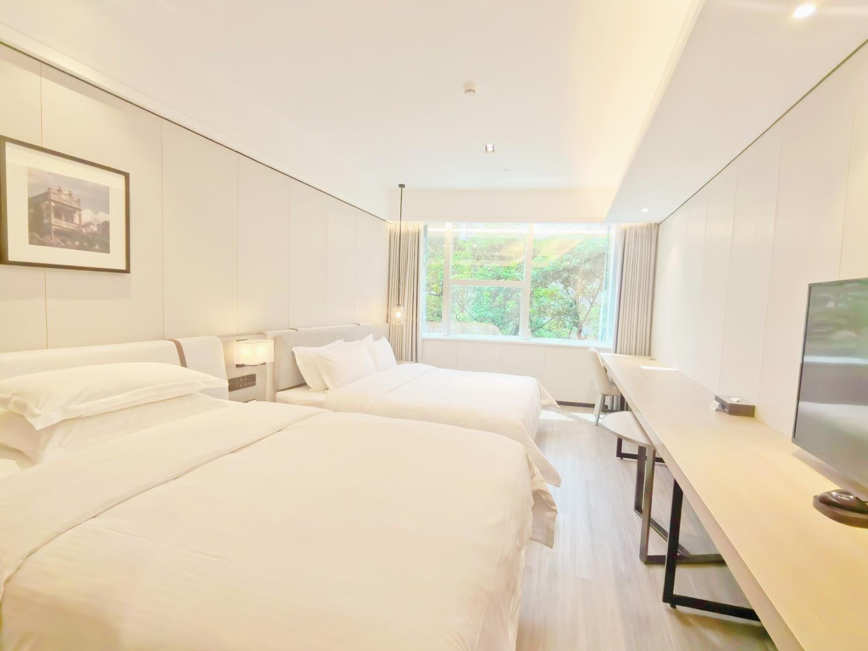 Superior Double Room with Two Double Beds