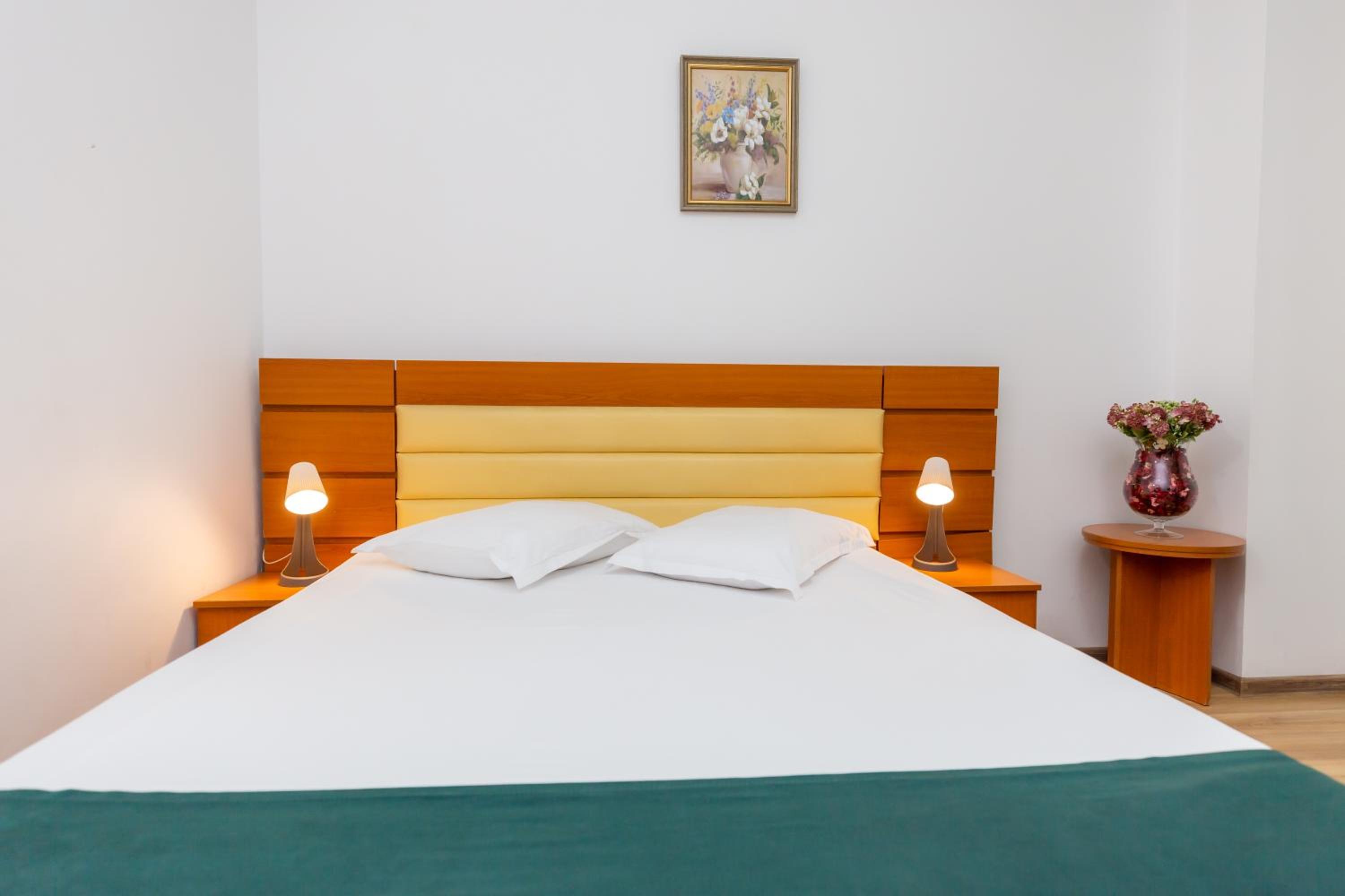 Double Room - Photo 1