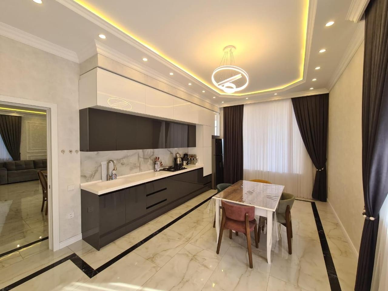 Villa photo 2