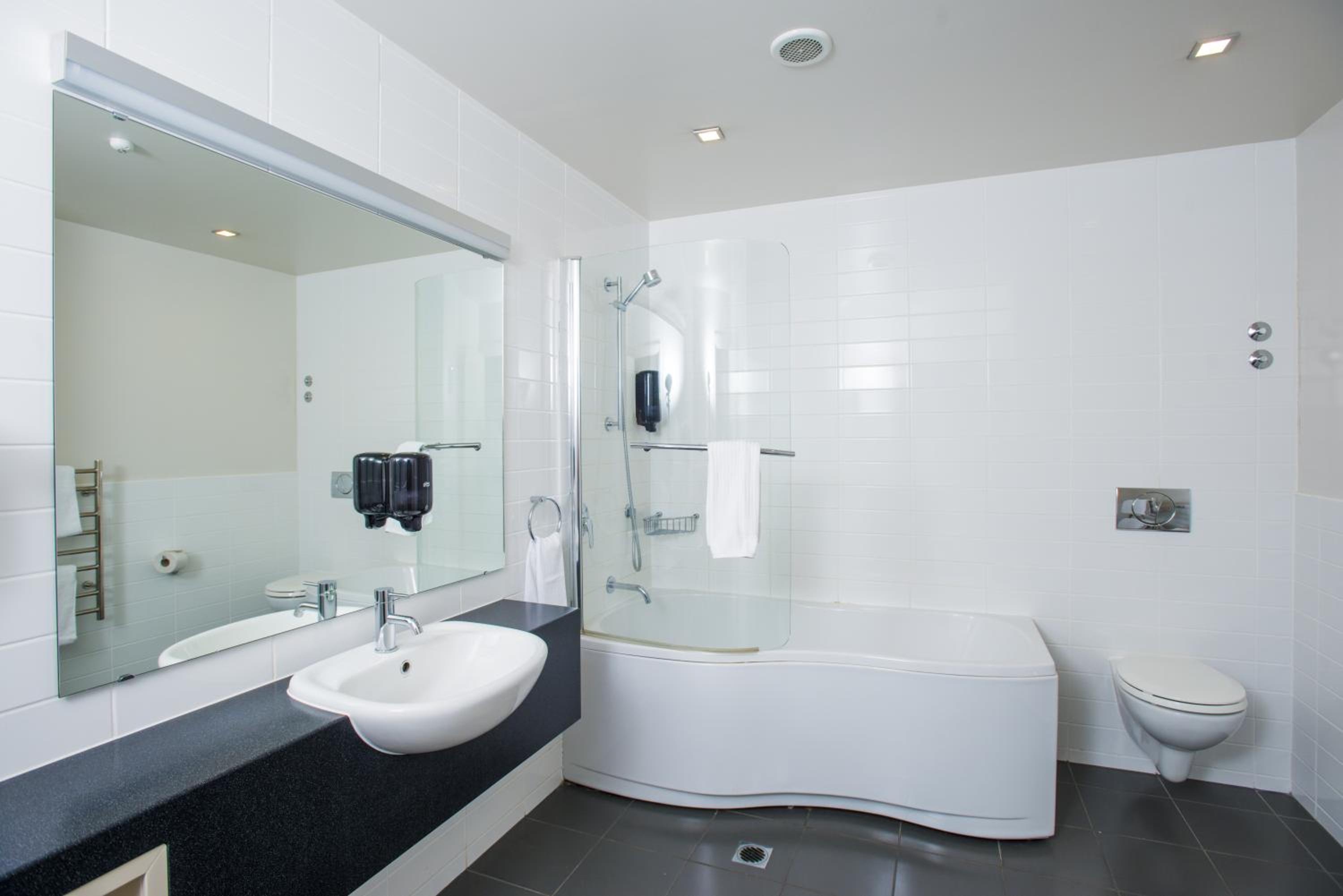 Executive Suite with River View photo 3