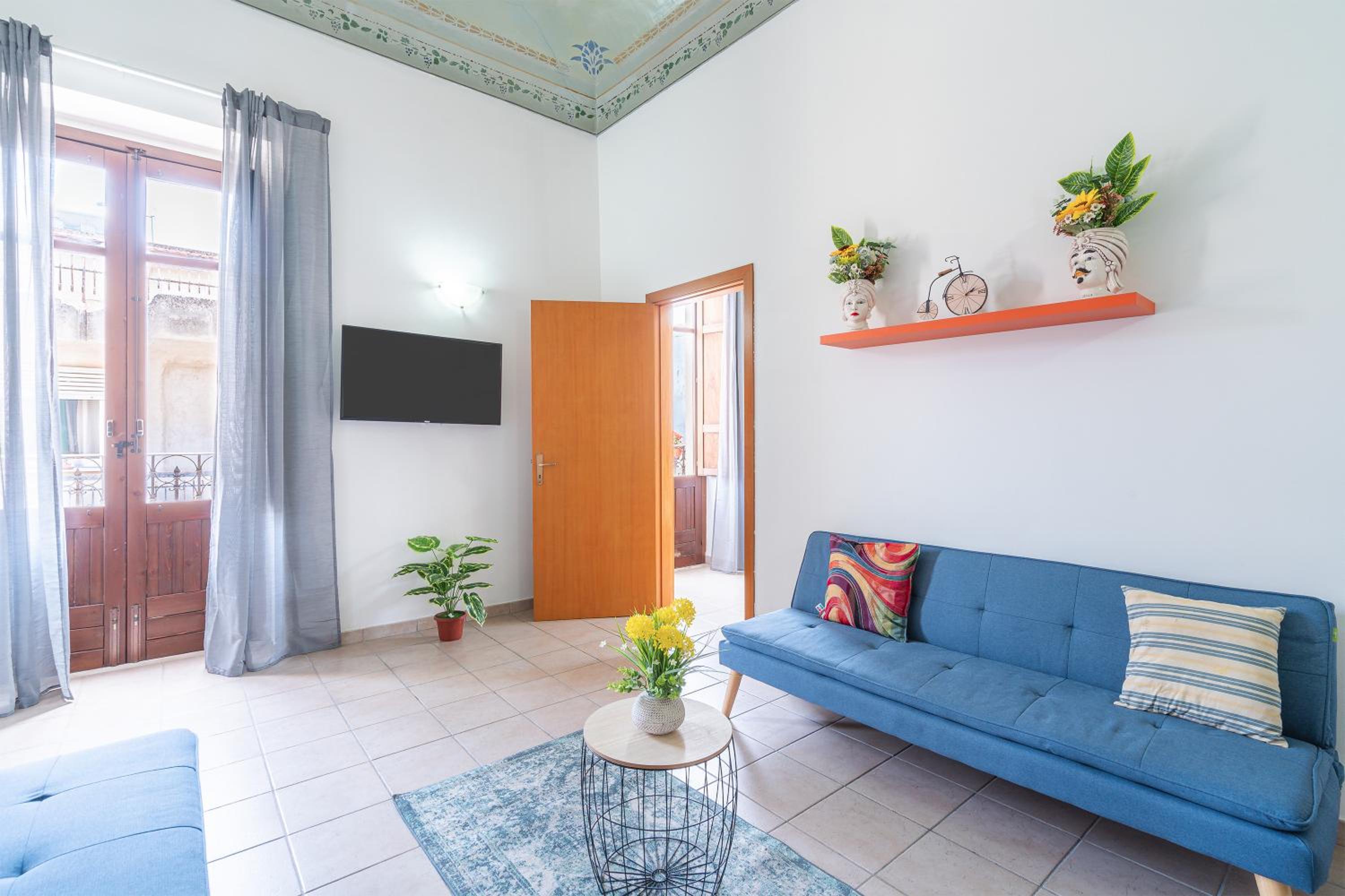 Superior One-Bedroom Apartment with Balcony