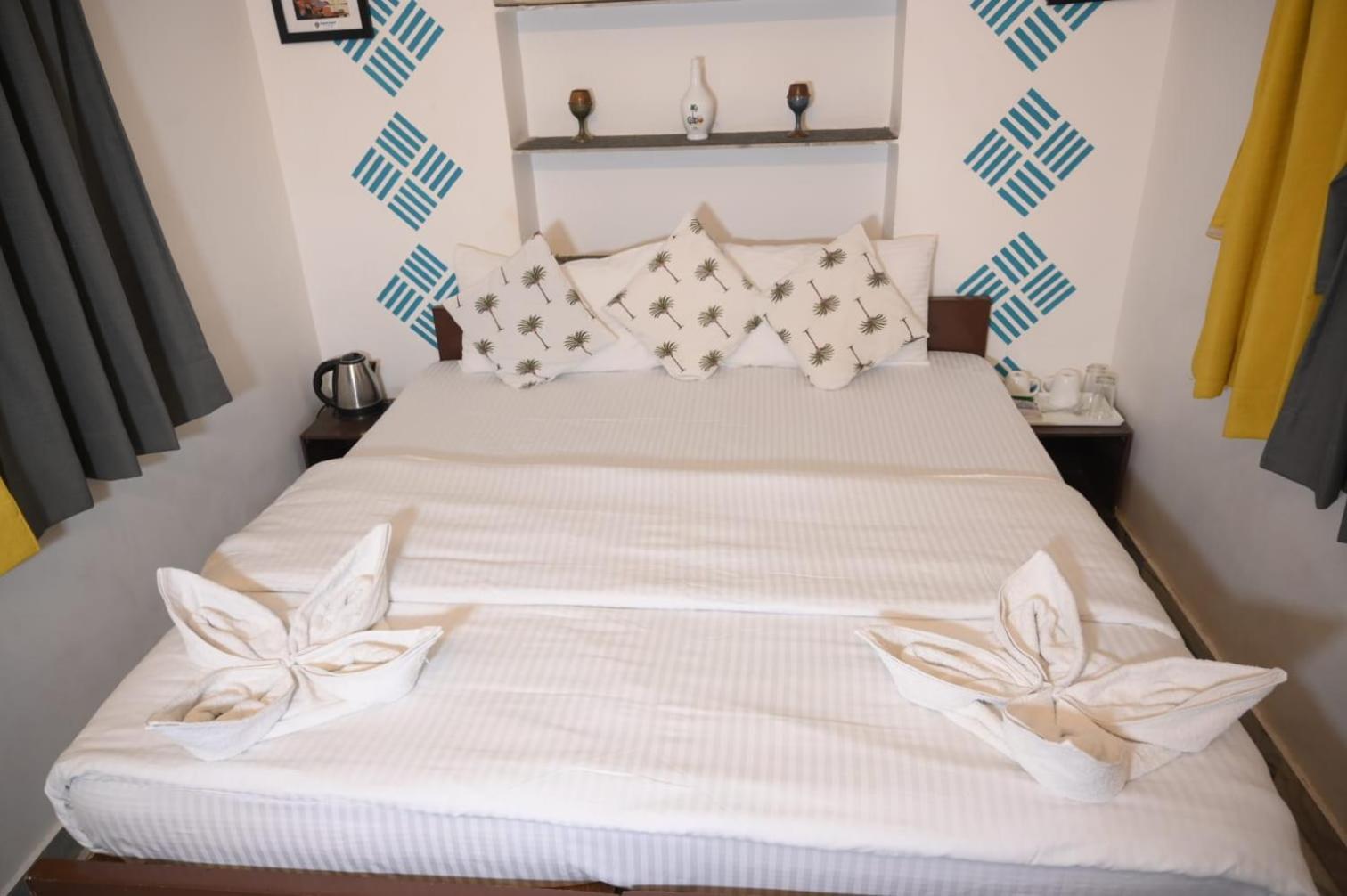 Deluxe Room - Photo 1