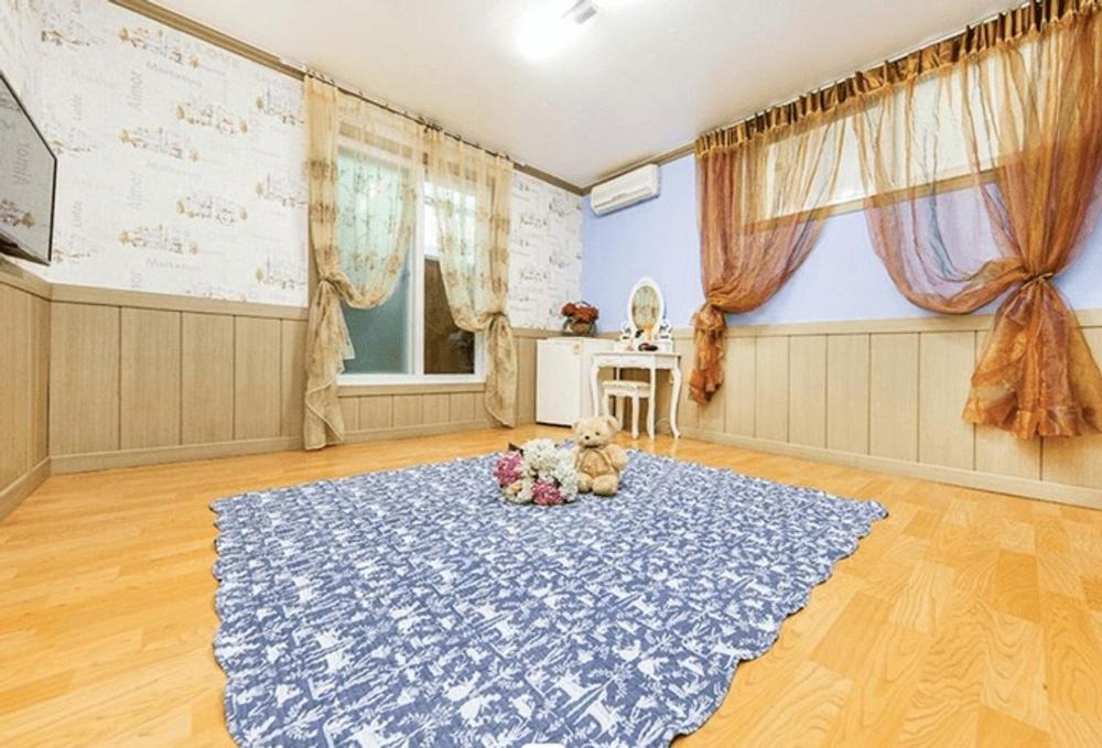 Double Room 1 - Photo 3