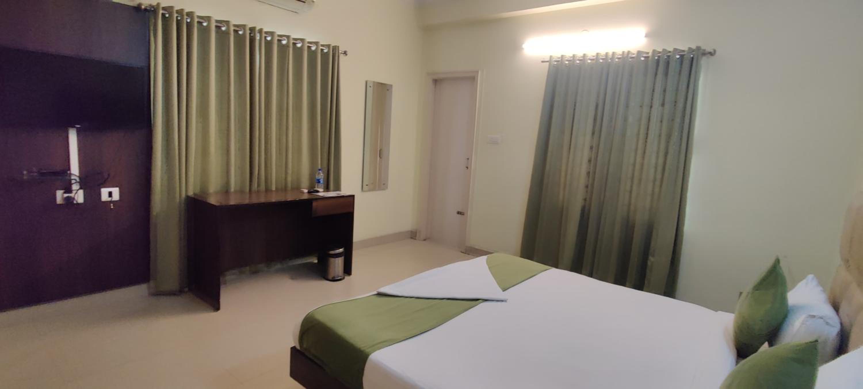 Double Or Twin Room With Balcony