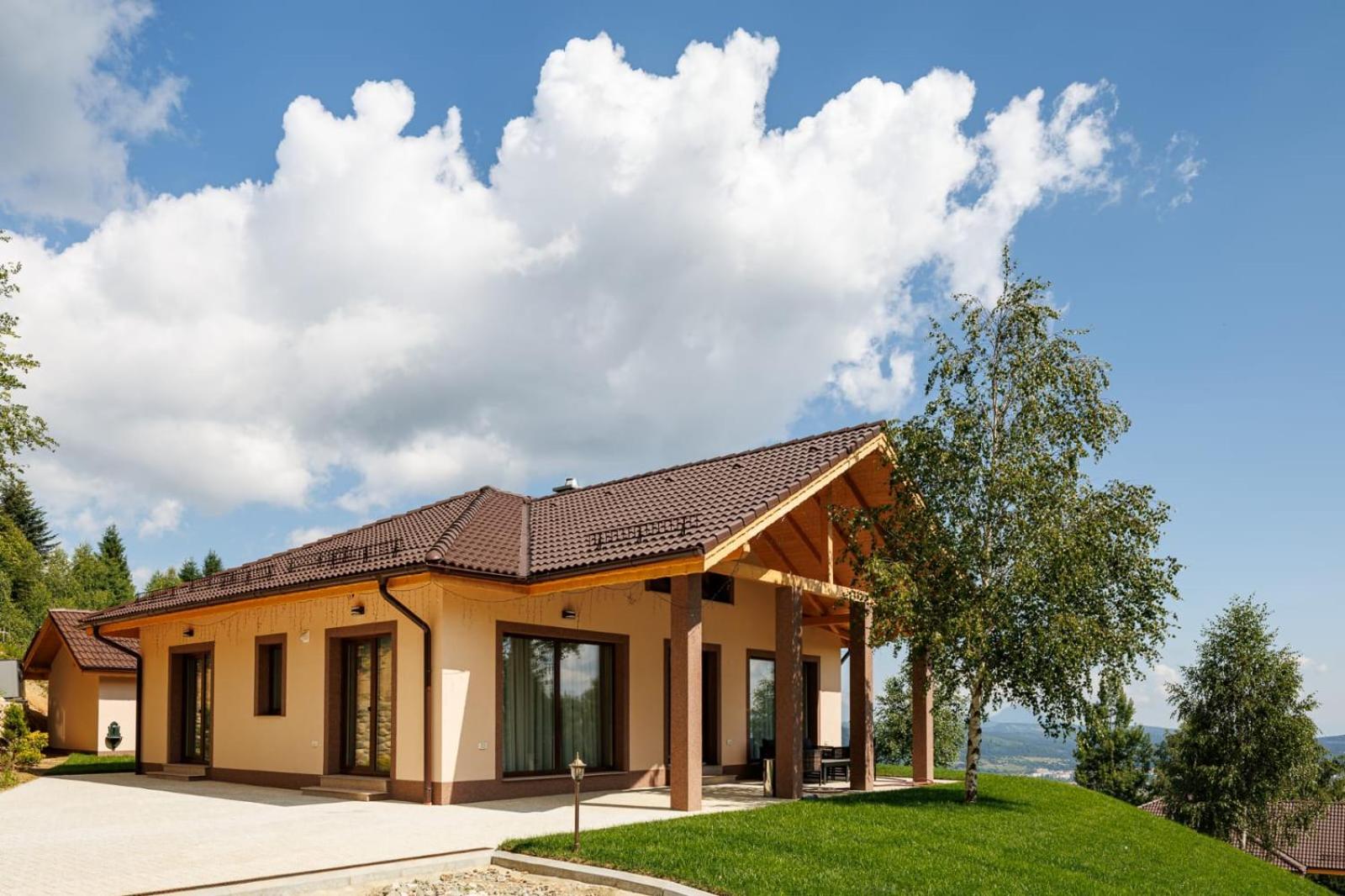 Two-Bedroom House photo 2