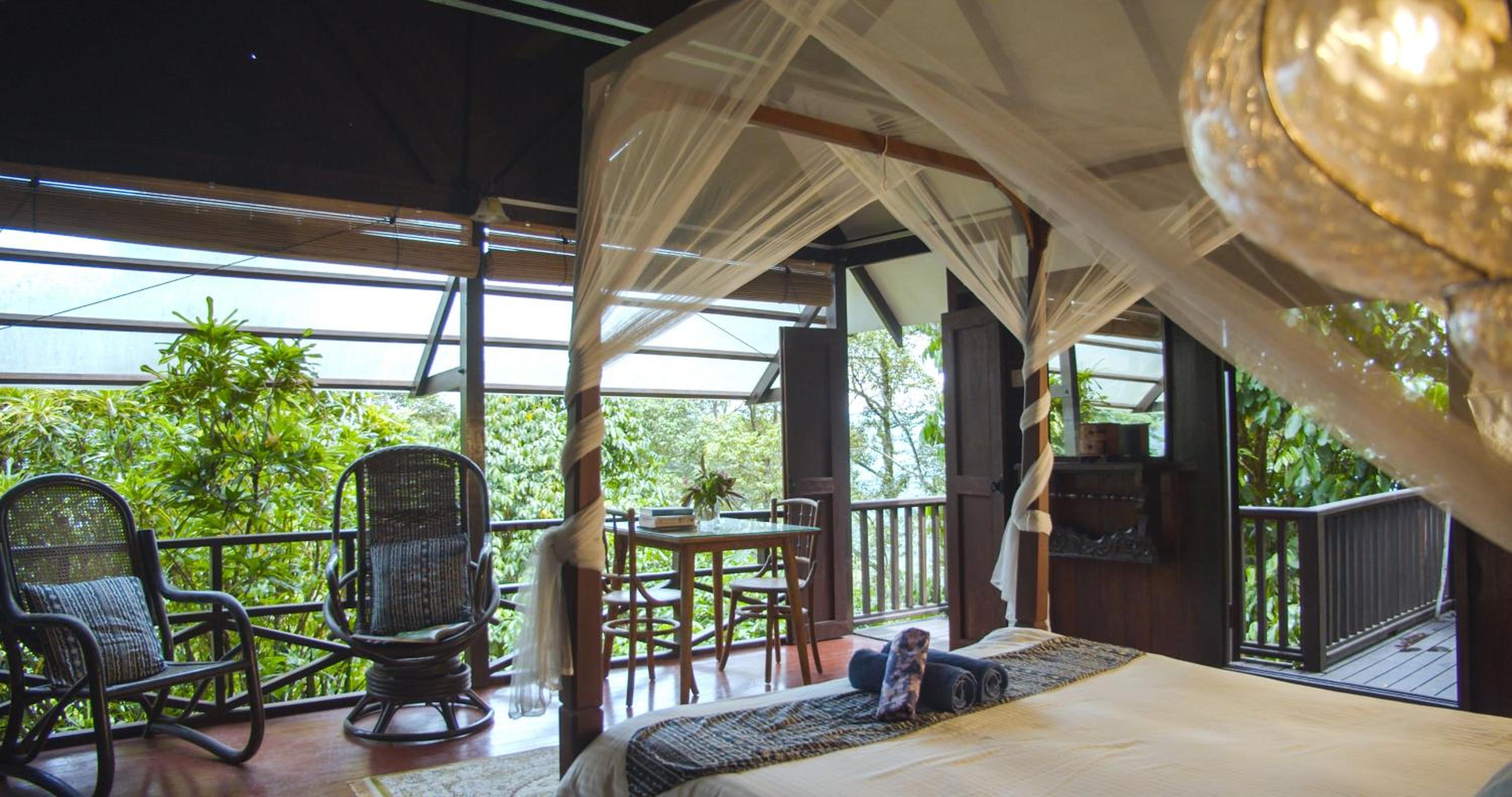 One-Bedroom Chalet (Tembusu House - Open Concept) photo 3