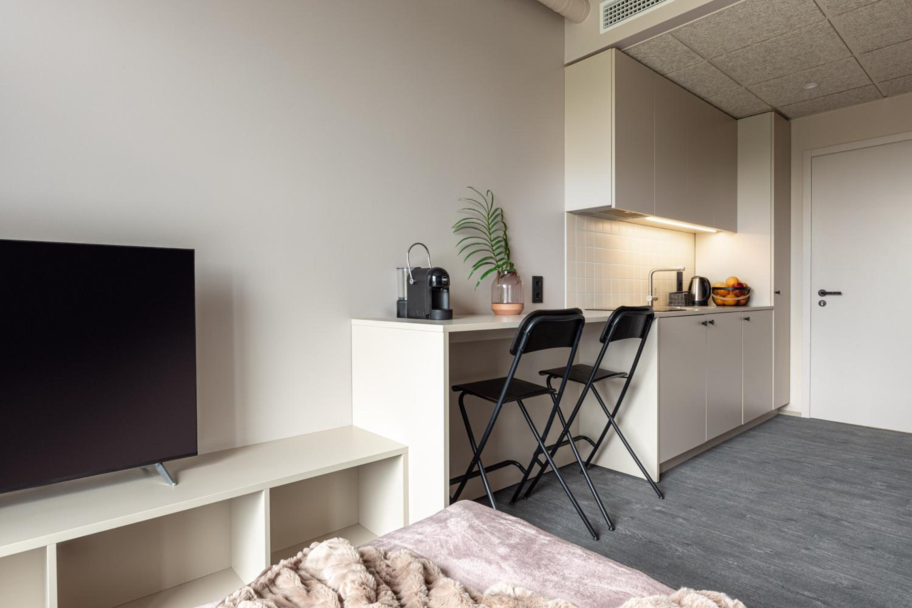 Standard Twin Room - Photo 1