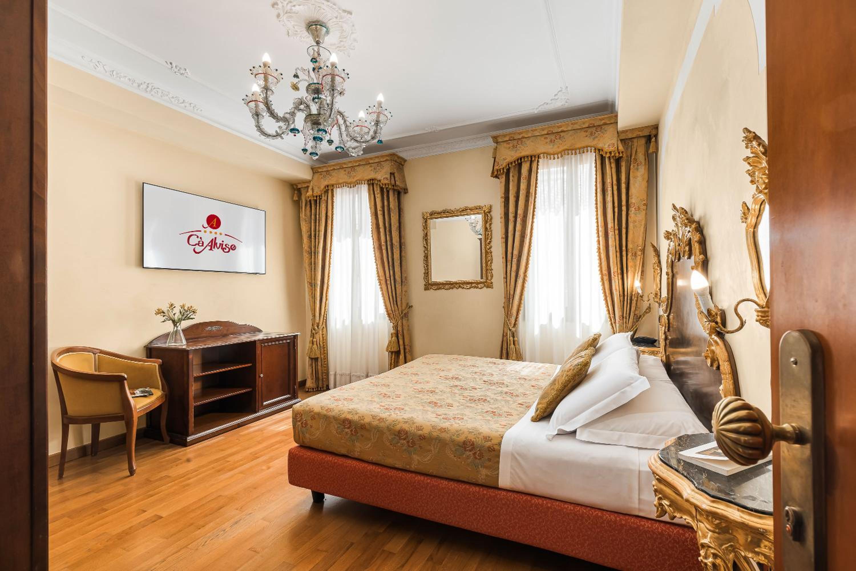Classic Double or Twin Room
