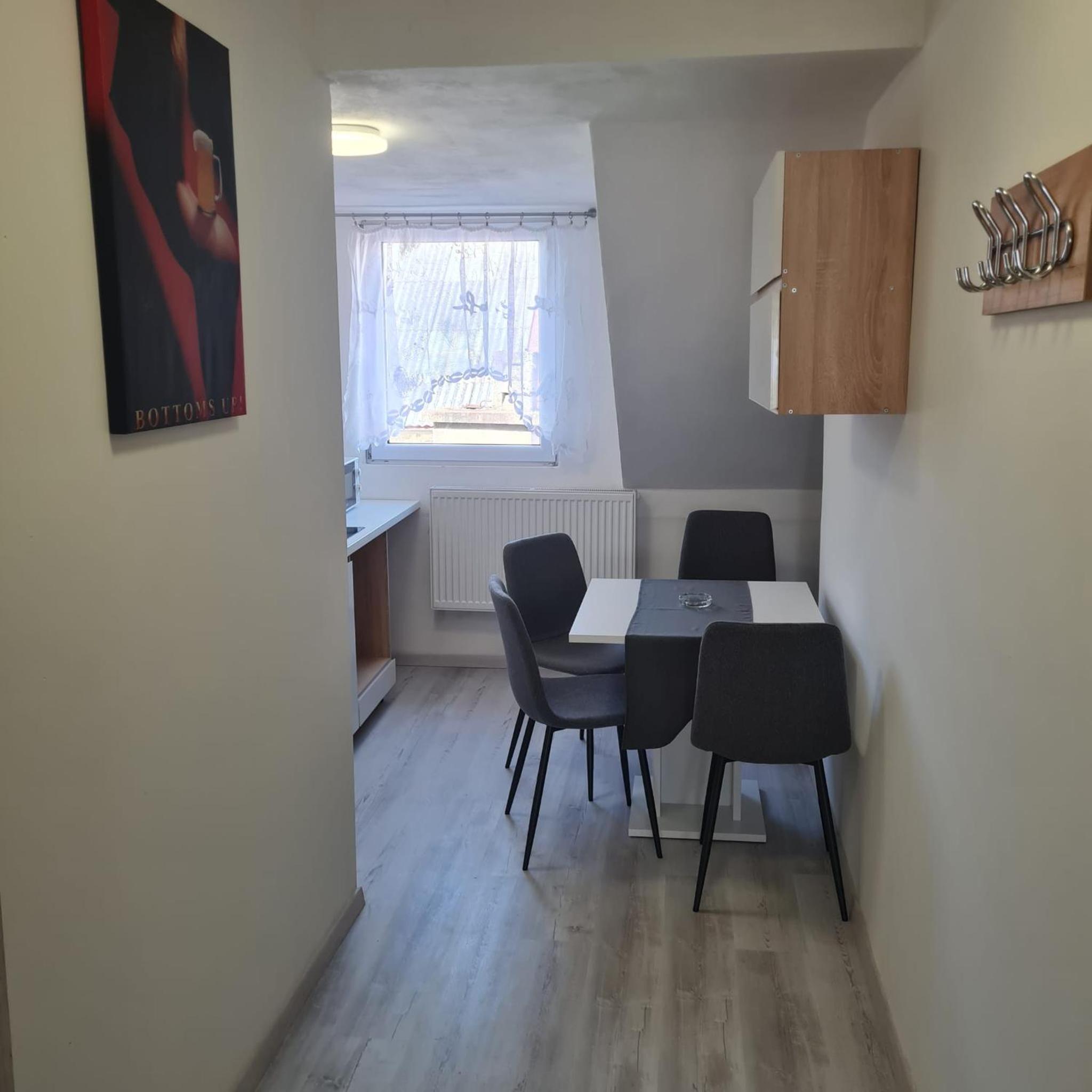Three-Bedroom Apartment photo 2