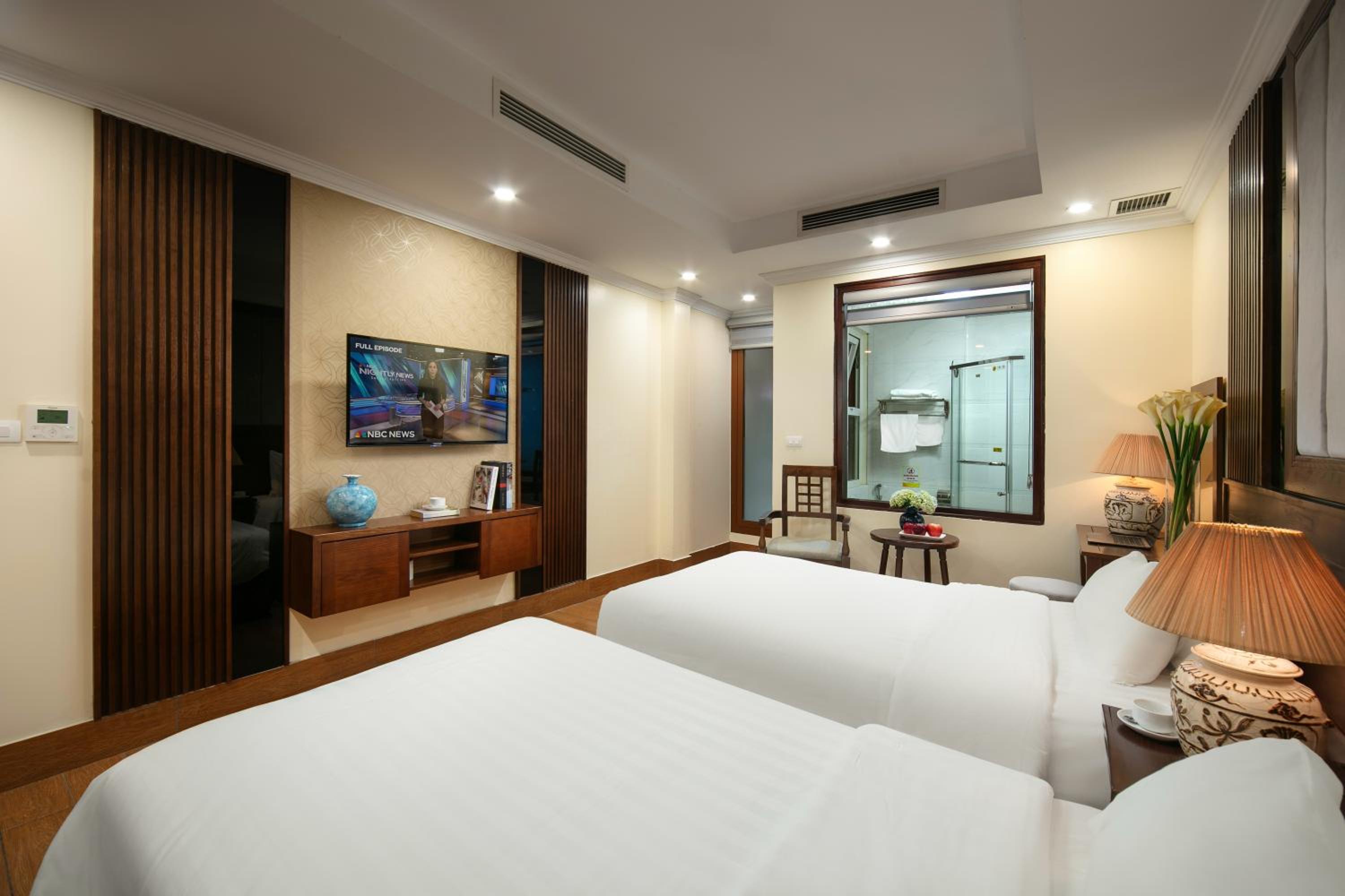 Deluxe Twin Room photo 3