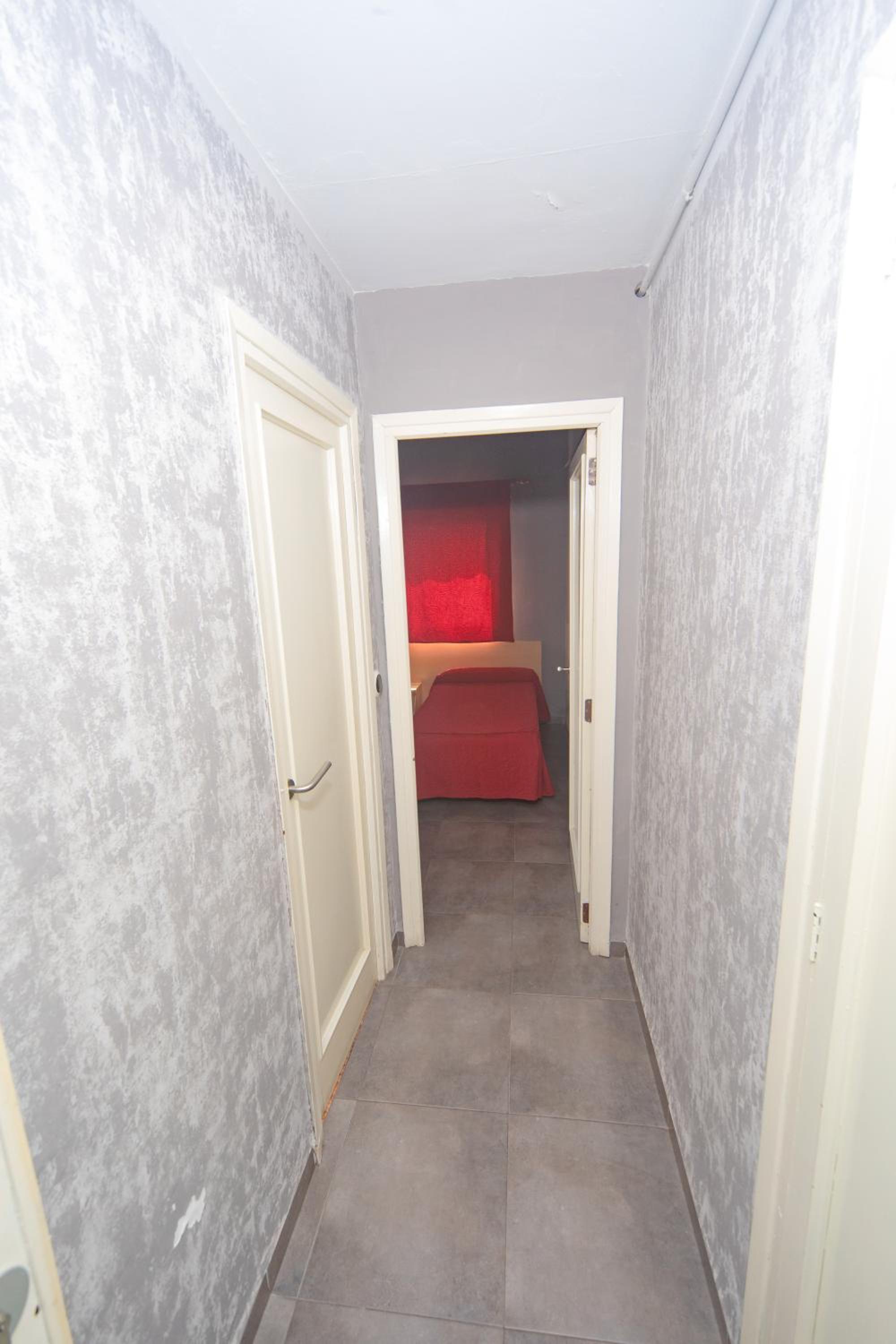 Quadruple Room - Photo 3