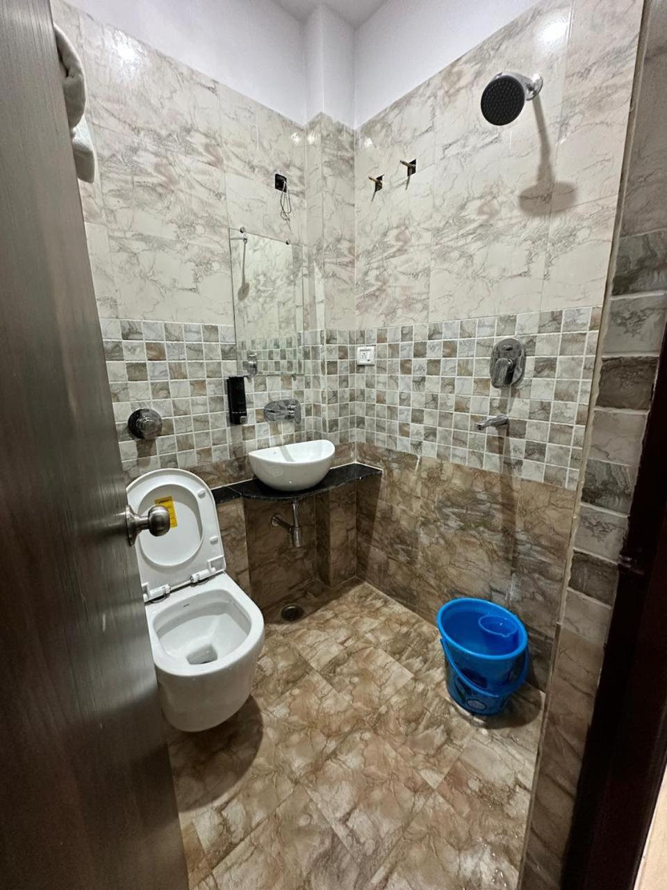 Budget Single Room