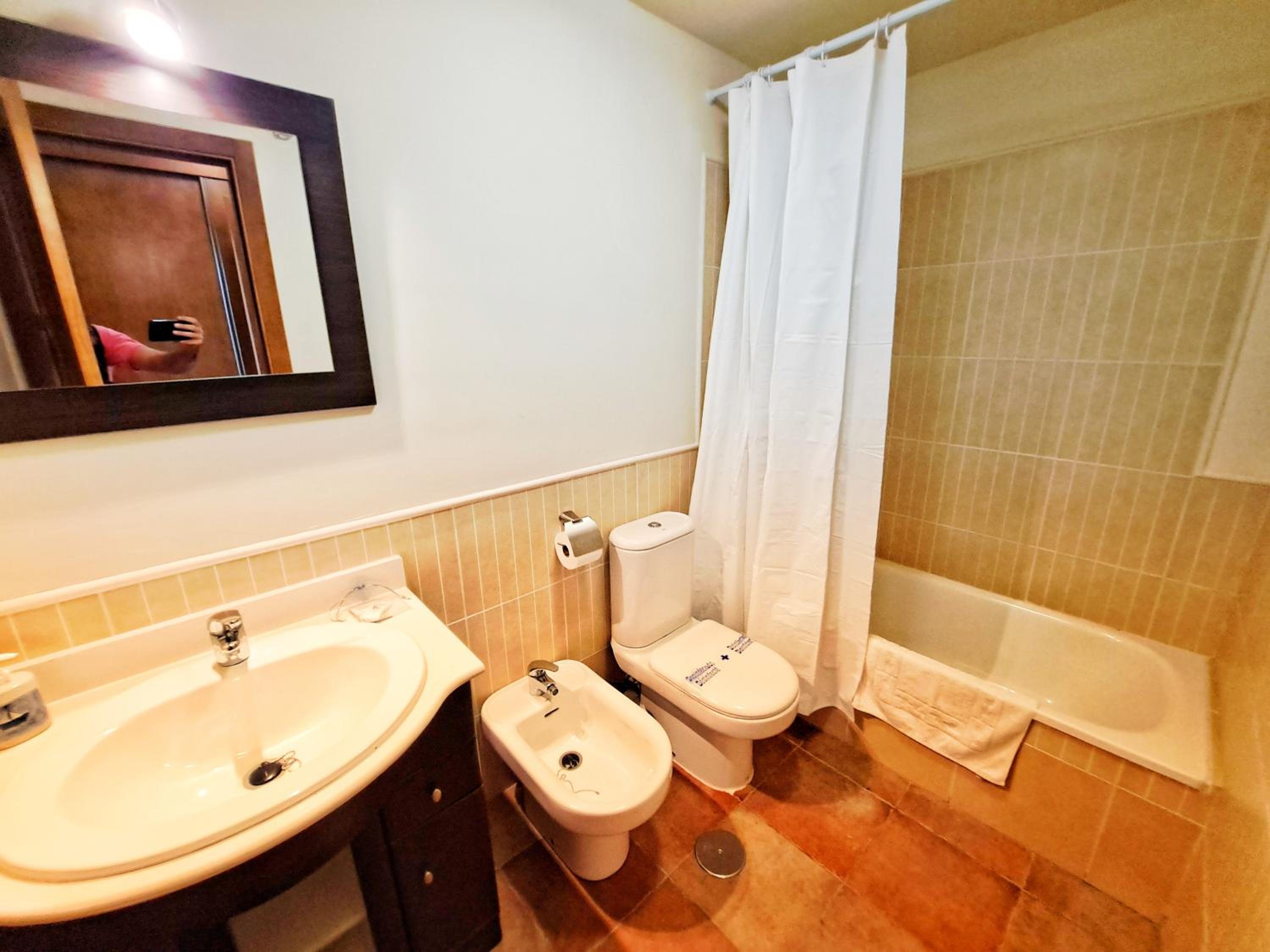 Two-Bedroom Superior Apartment photo 3