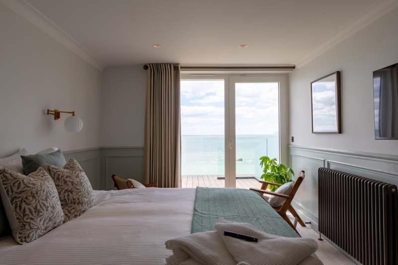 Deluxe Suite with Sea View