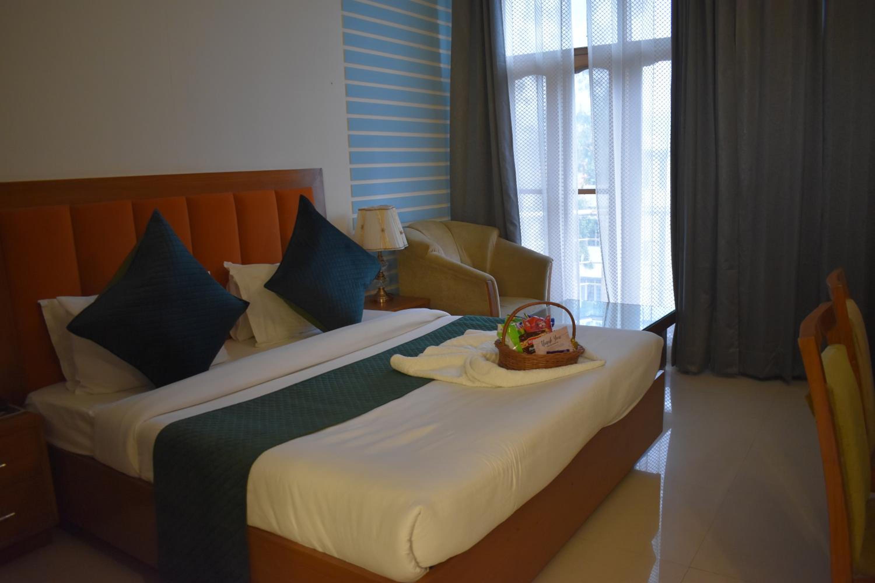 Junior Suite with Balcony photo 1