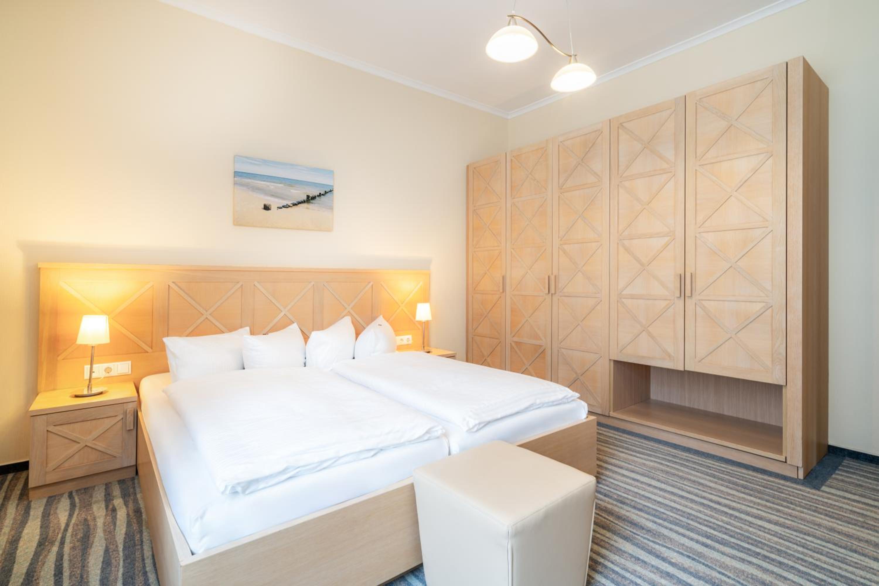 One-Bedroom Apartment with Balcony