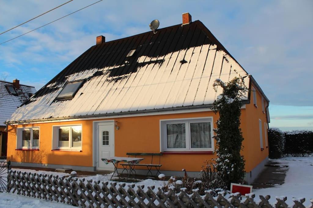 Two-Bedroom House photo 3