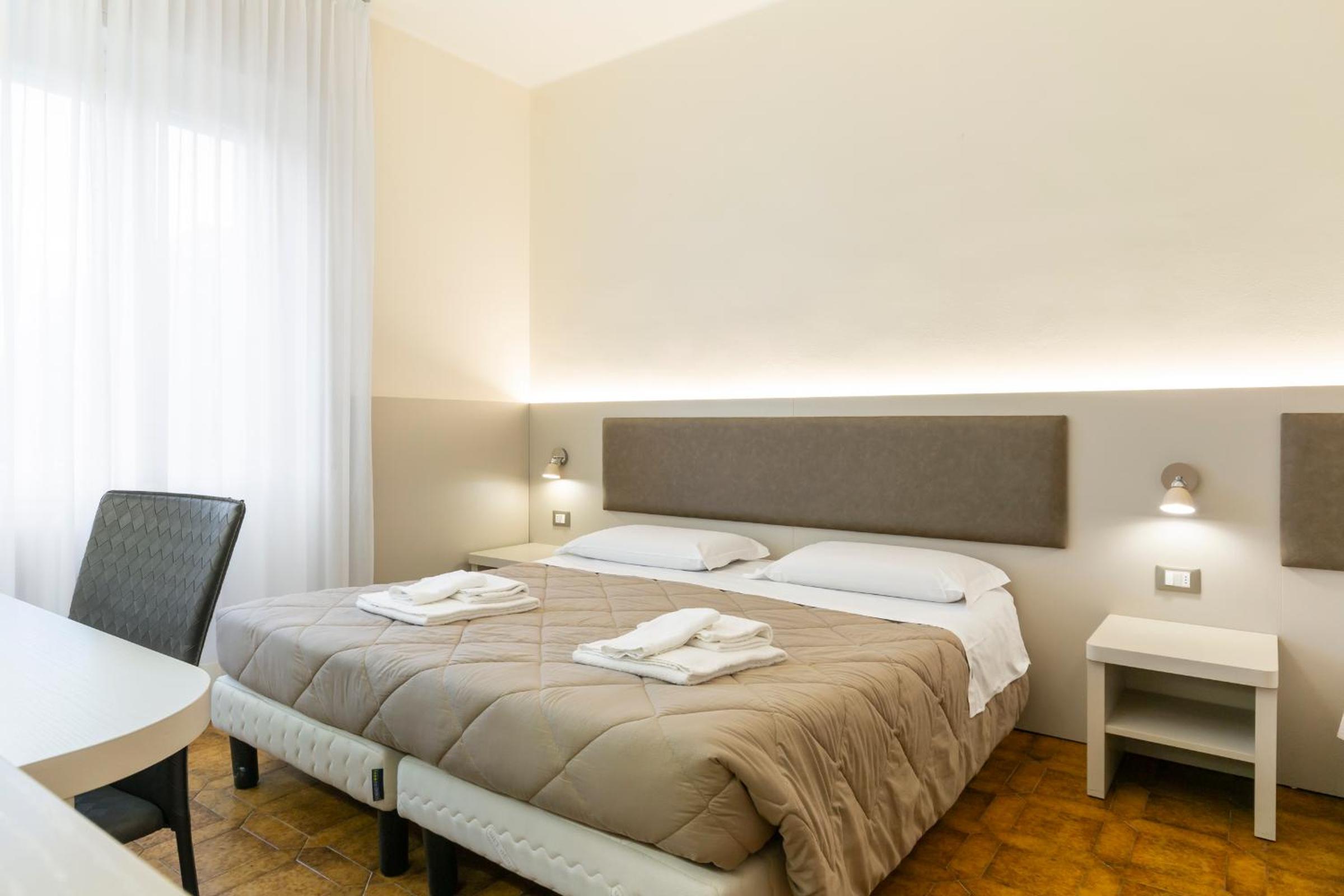 Superior Triple Room - Photo 12