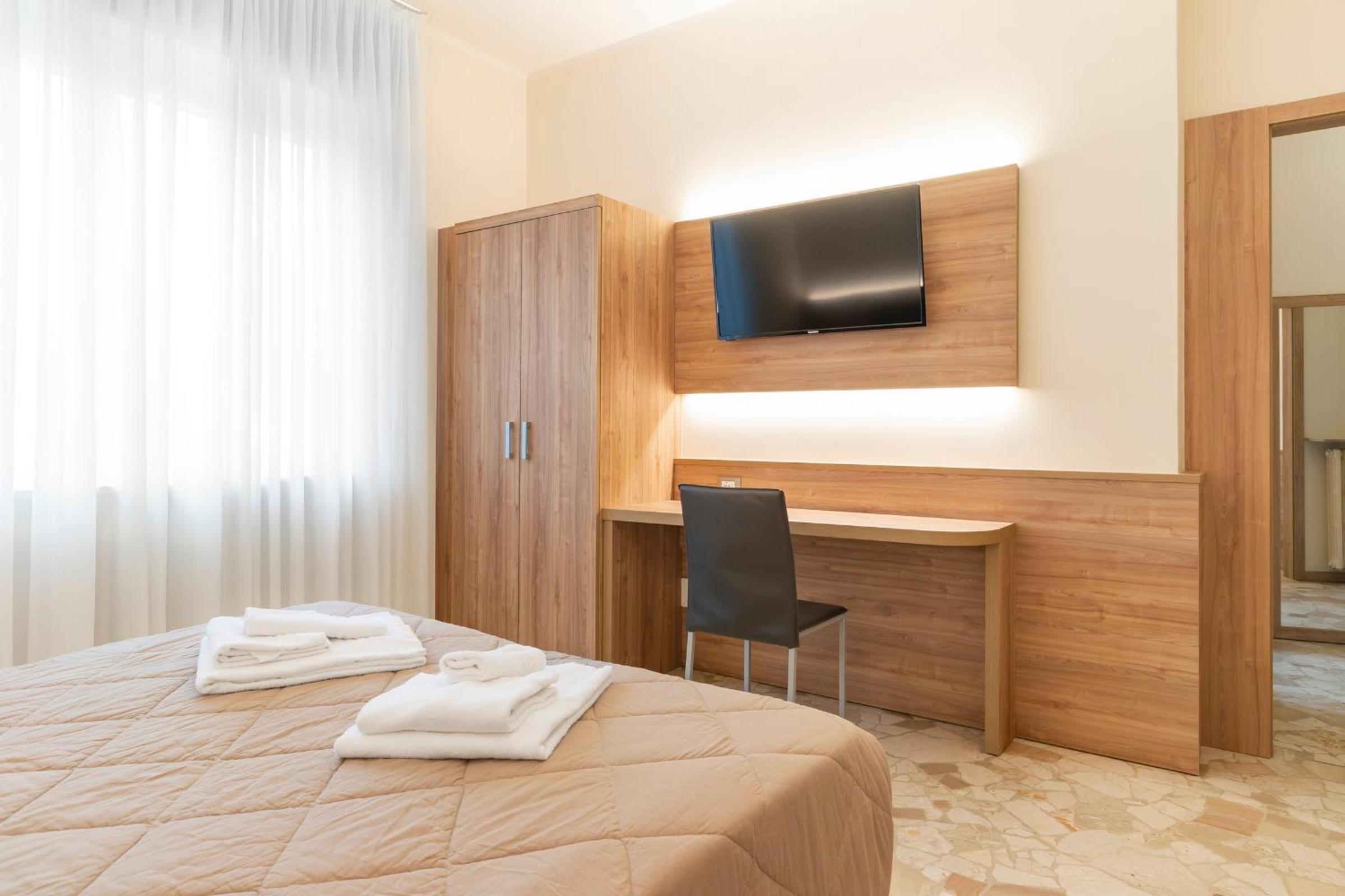 Superior Triple Room - Photo 6