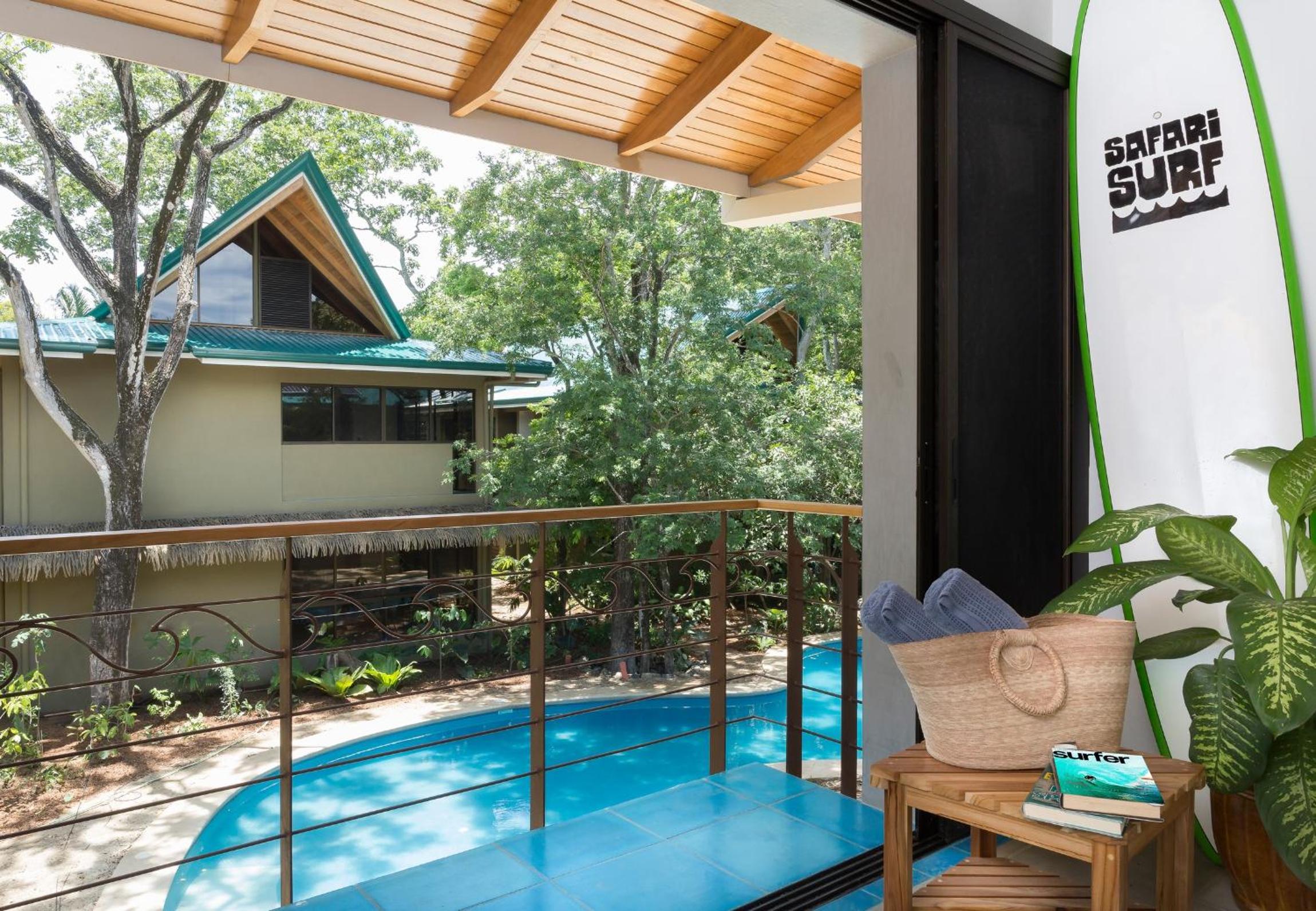 Poolside Suite photo 2