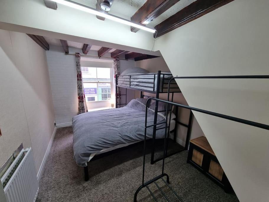 Two-Bedroom Apartment photo 3