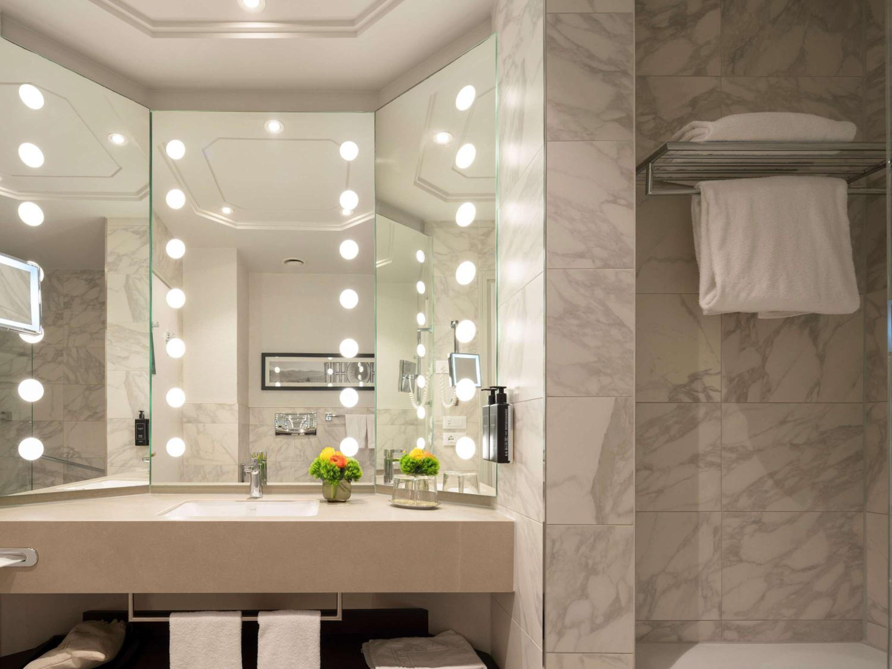 Superior Twin Room - Photo 6