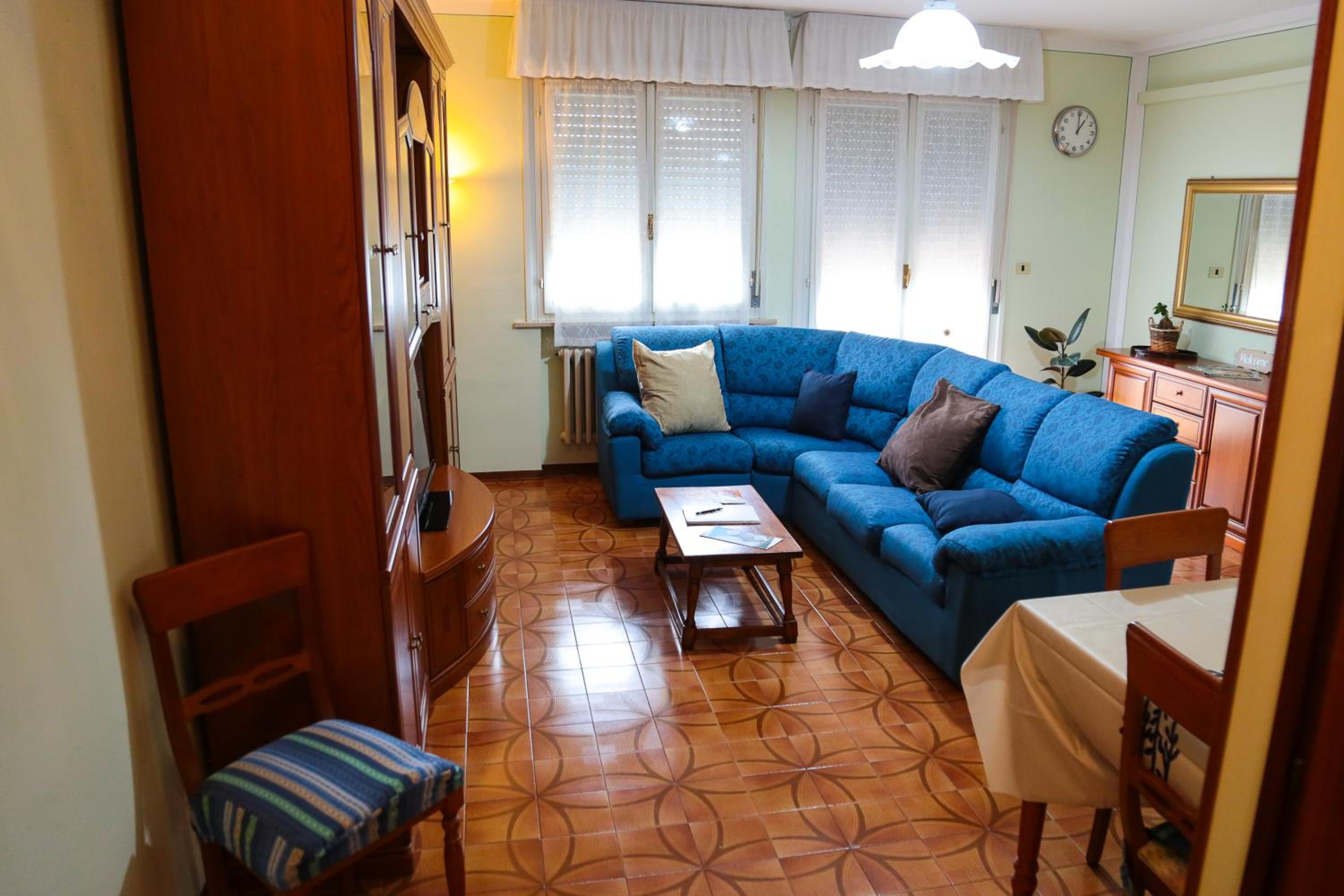 Double Room with Shared Bathroom photo 1