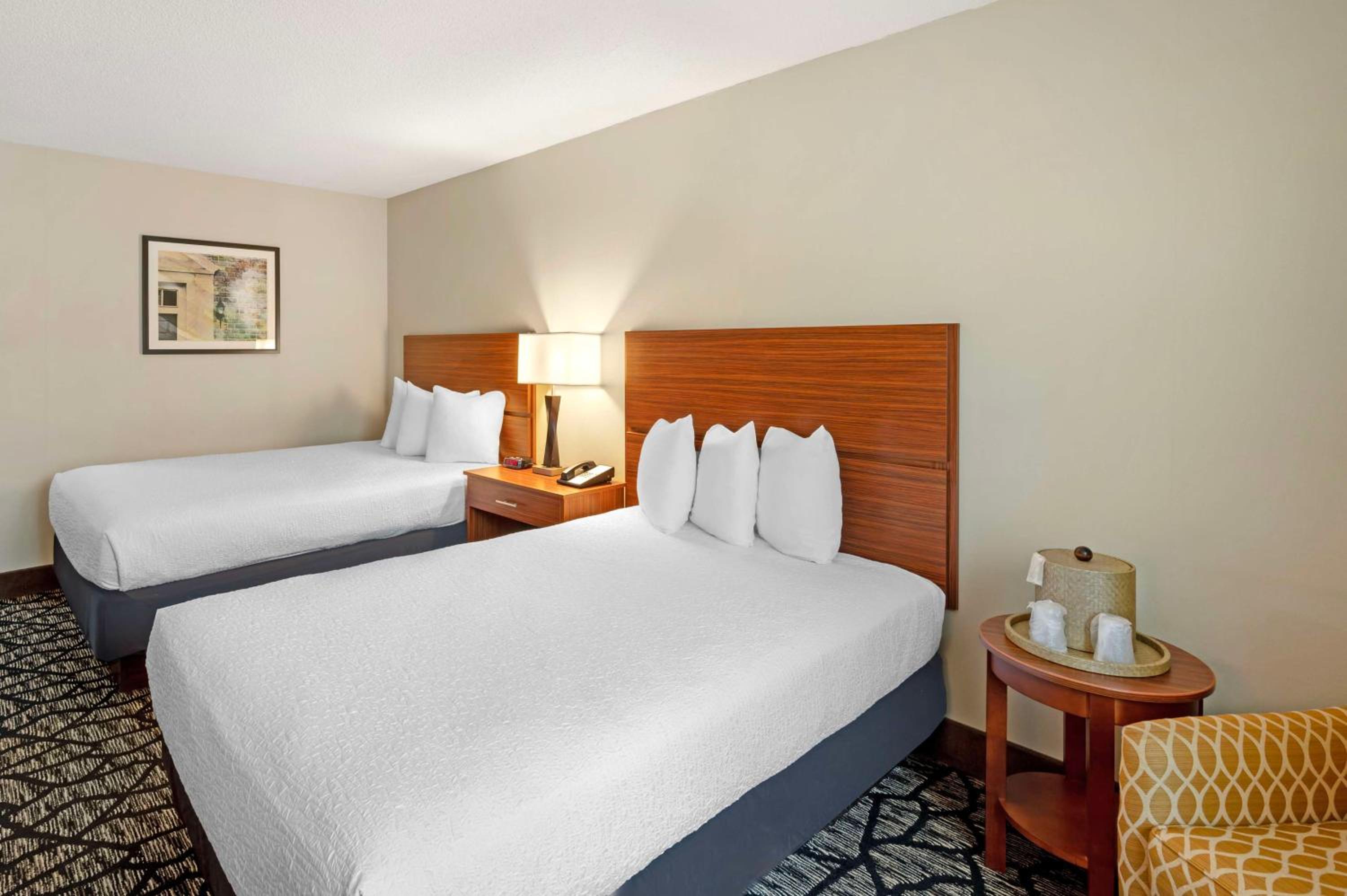 Double Room with Two Double Beds - Photo 4
