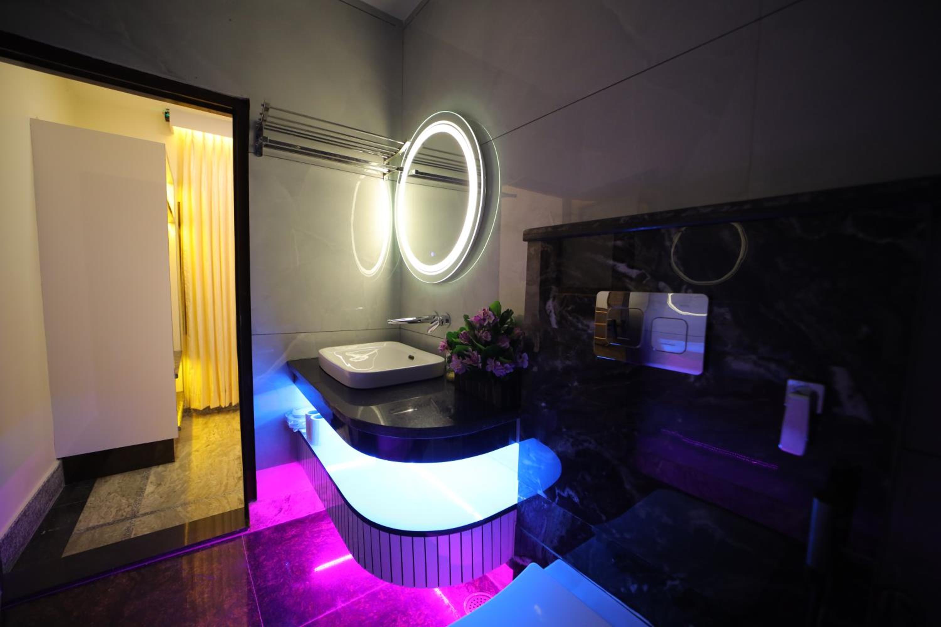 Luxury Quadruple Room - Photo 3