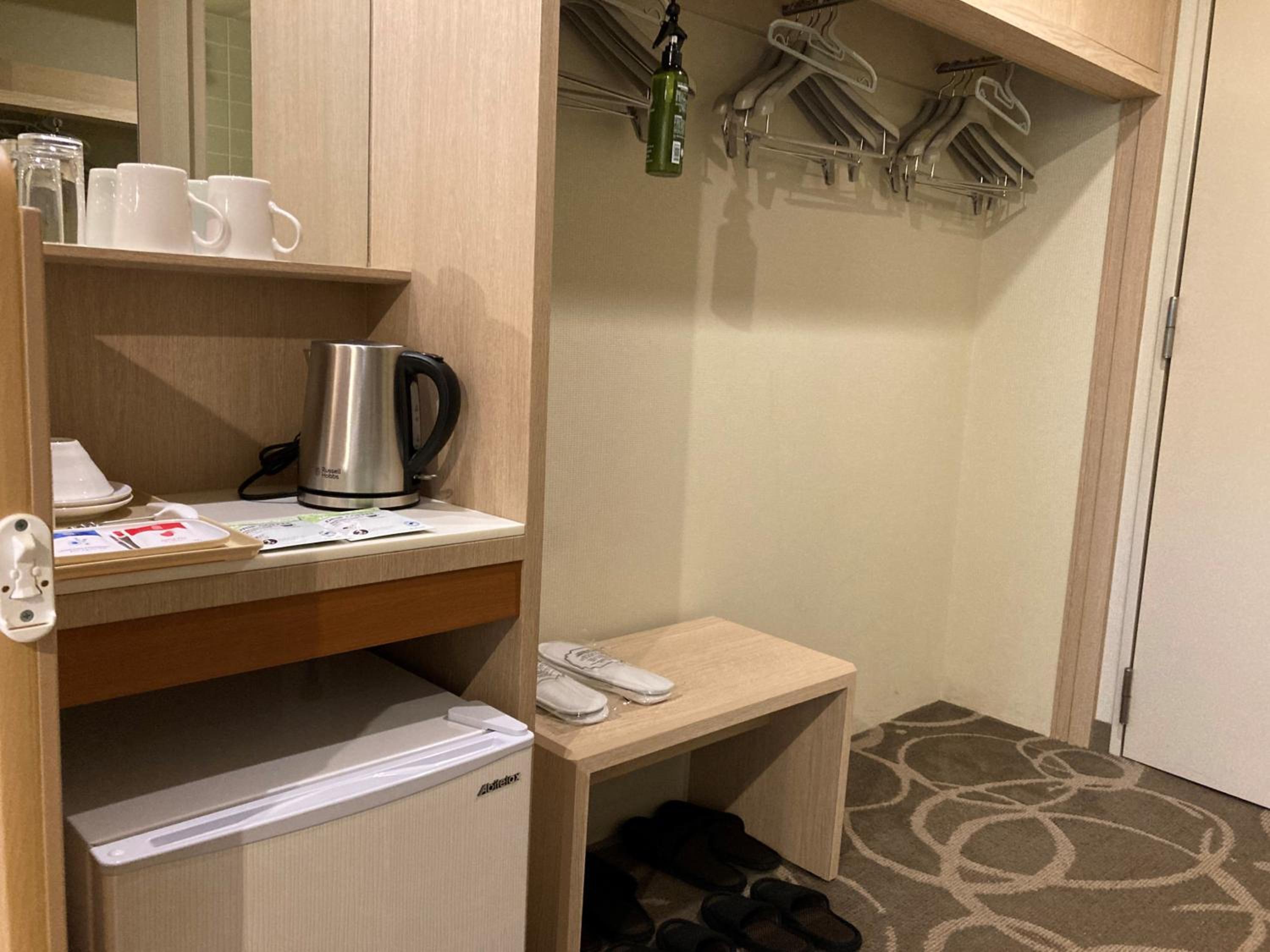 Kids Friendly Room for 4 people - Non-Smoking - Photo 3