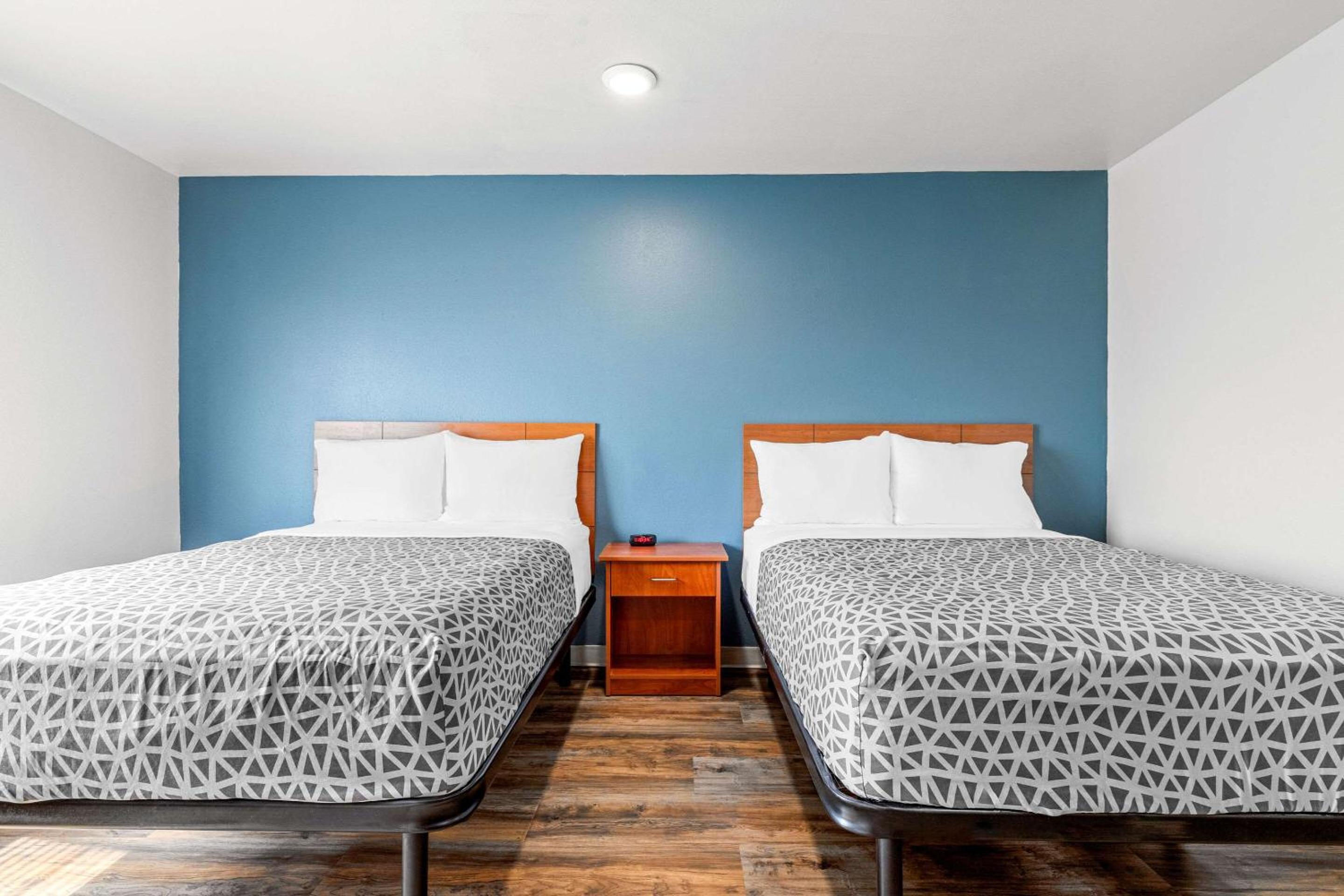 Double Room with Two Double Beds - Non-Smoking photo 1