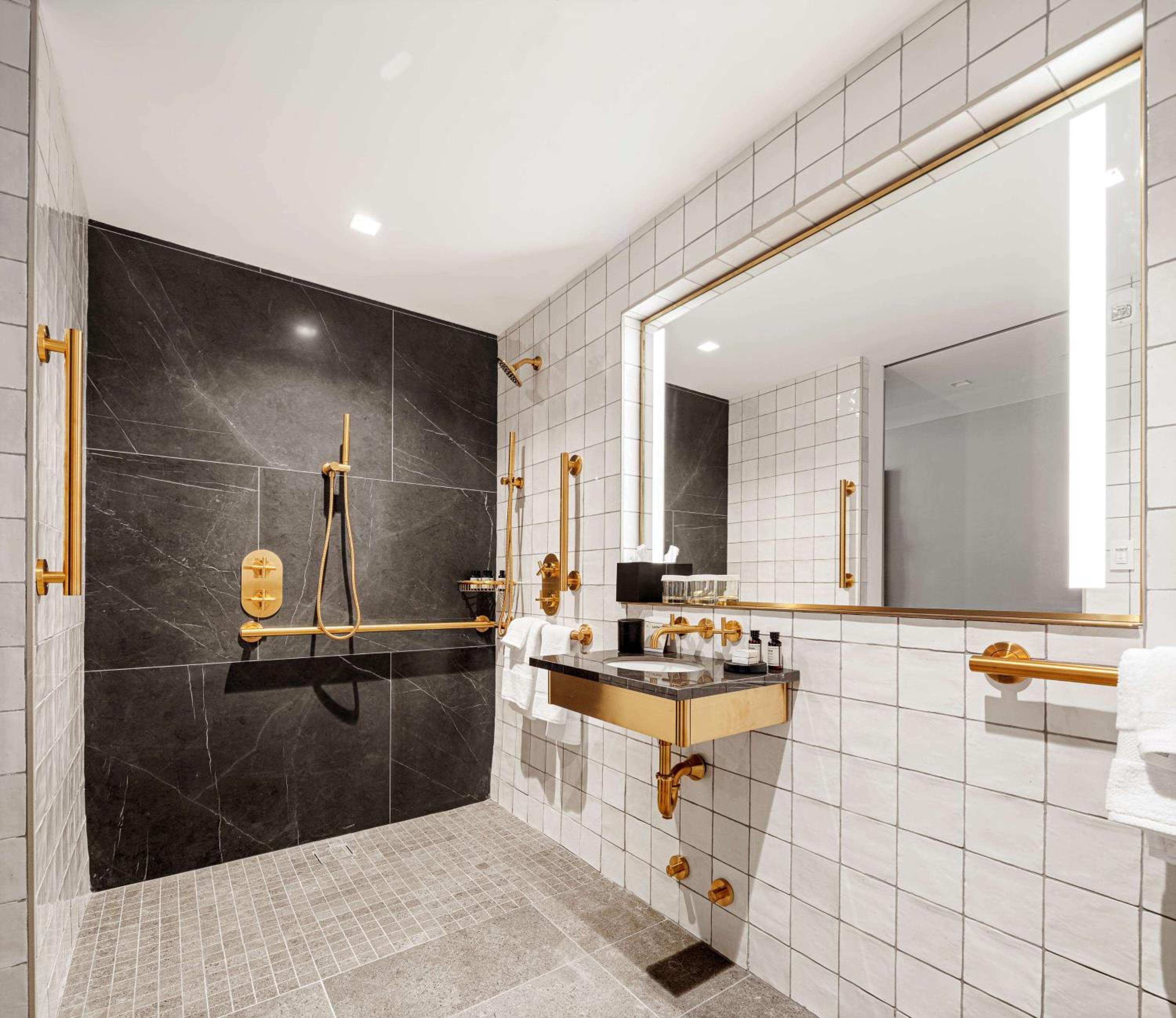 Double Room with Two Double Beds and Shower - Accessible