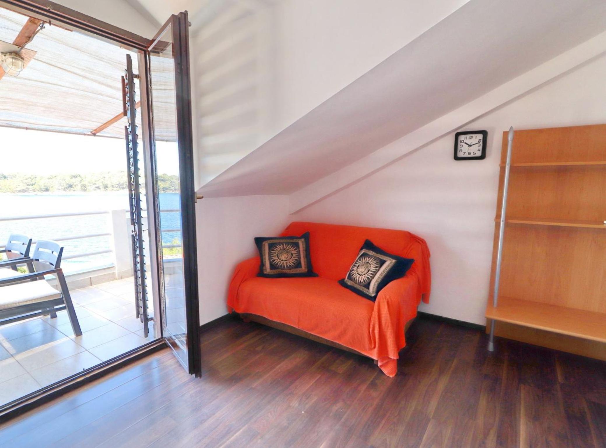 One-Bedroom Apartment with Sea View and Terrace photo 2