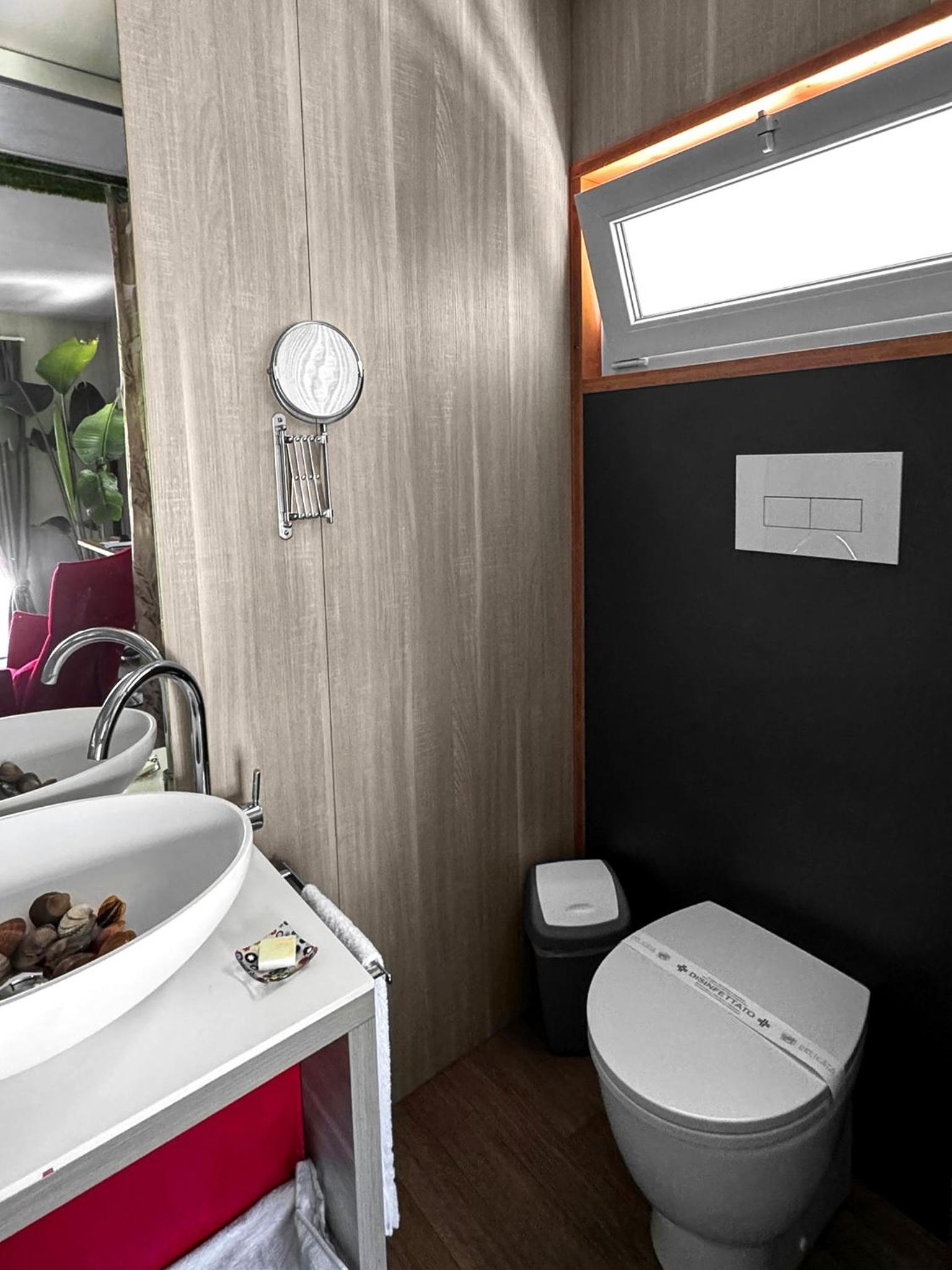 Executive Suite photo 2