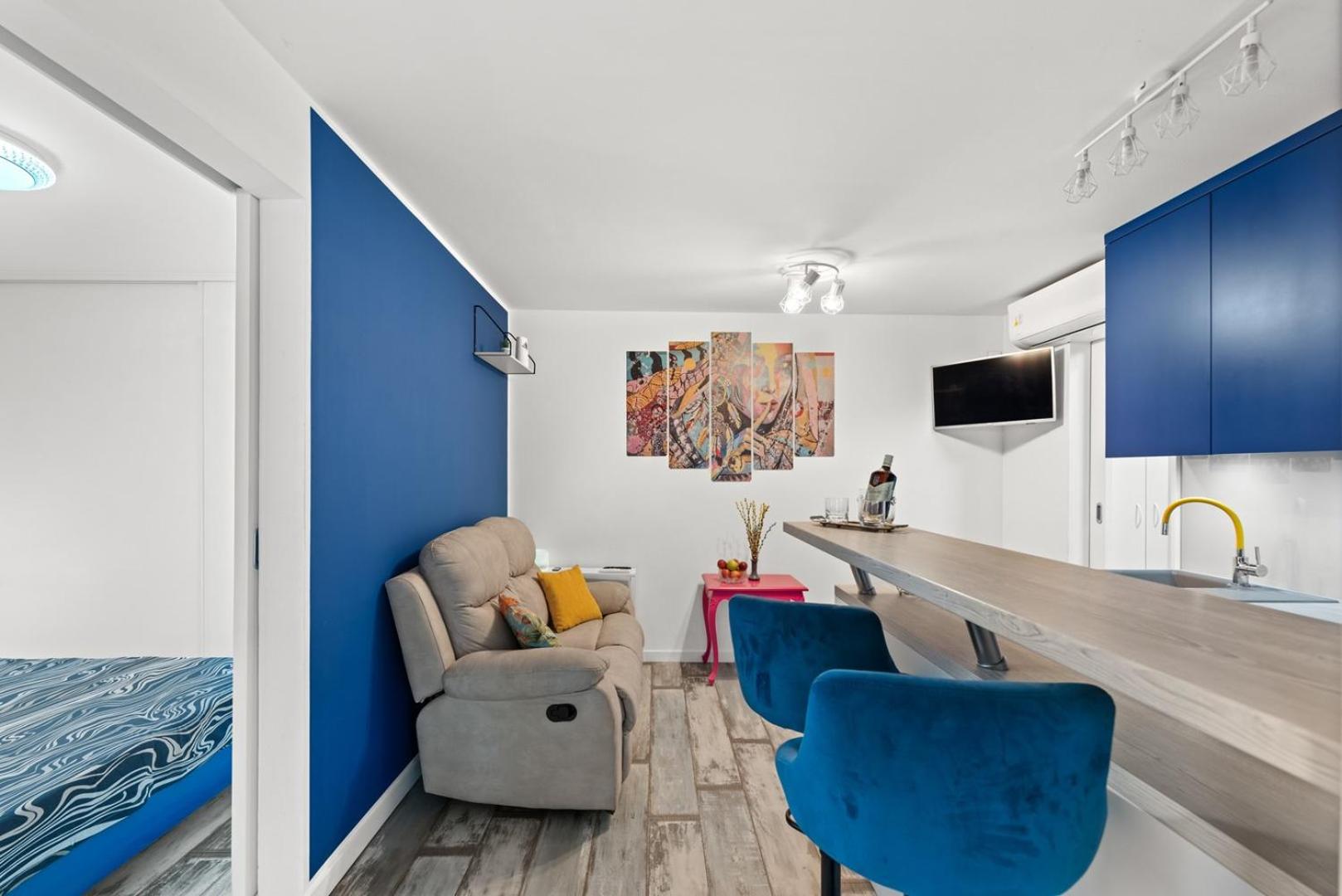 Apartment with Terrace