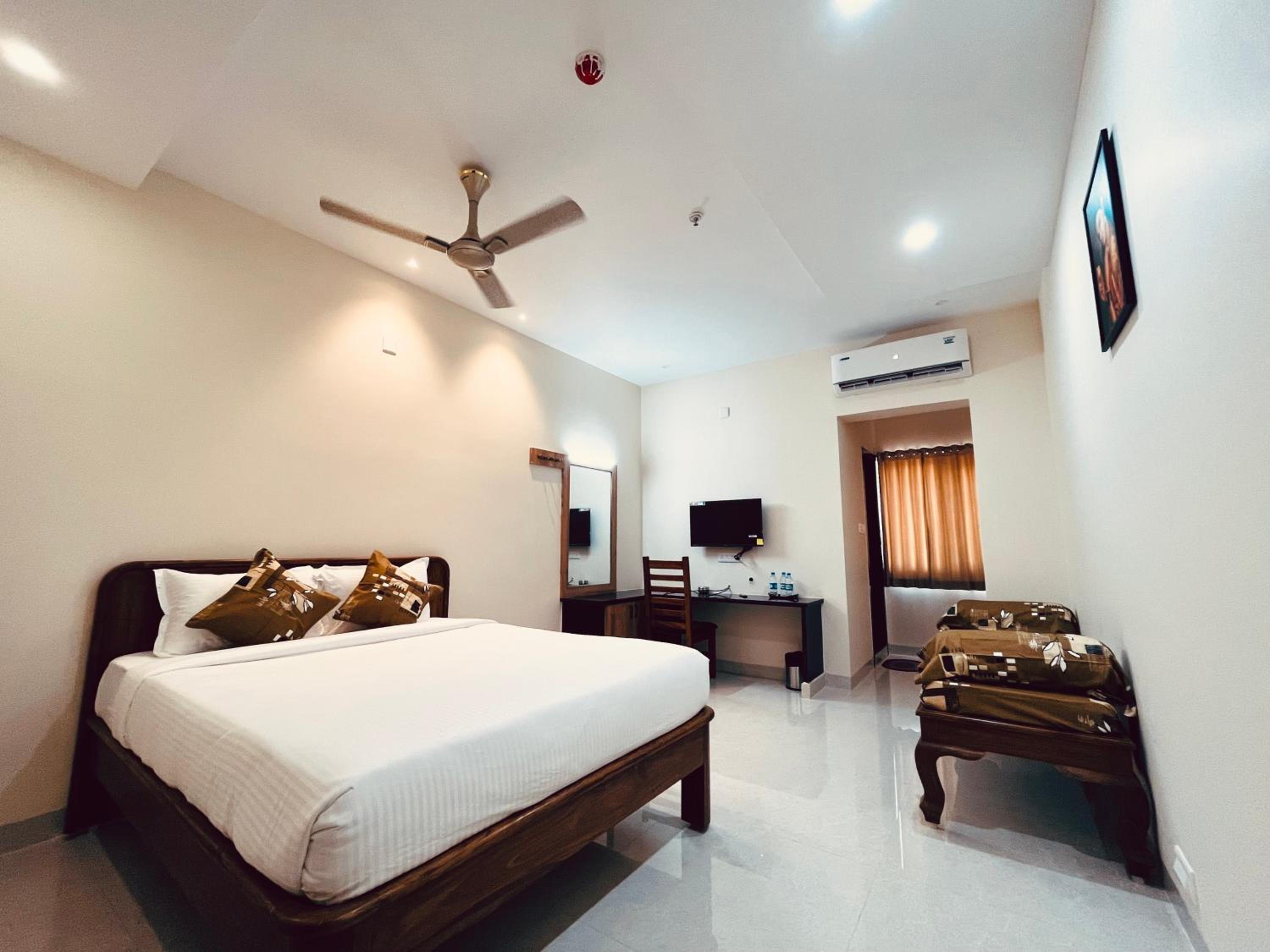 Deluxe Double Room photo 2