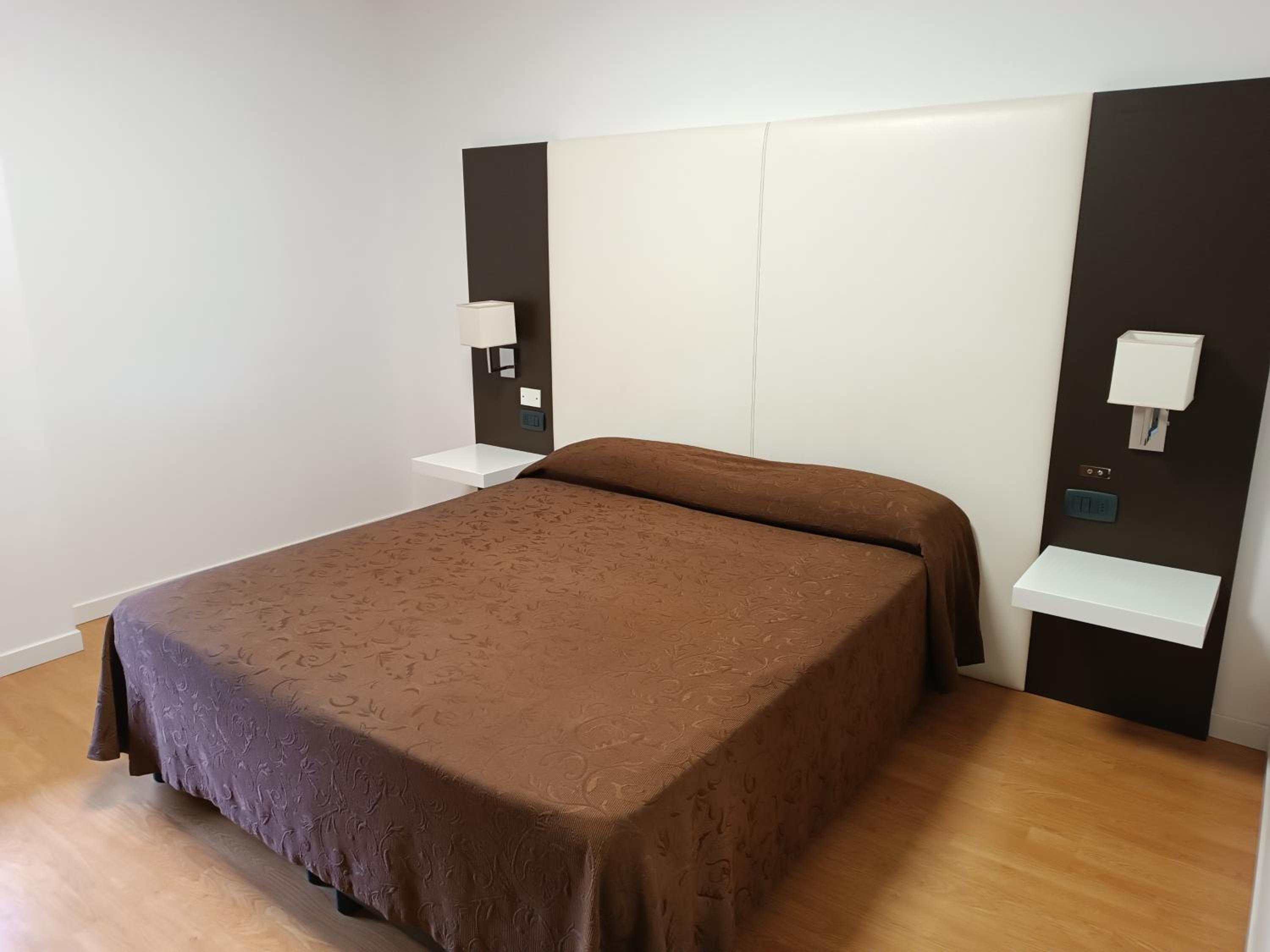 Economy Double Room - Photo 1