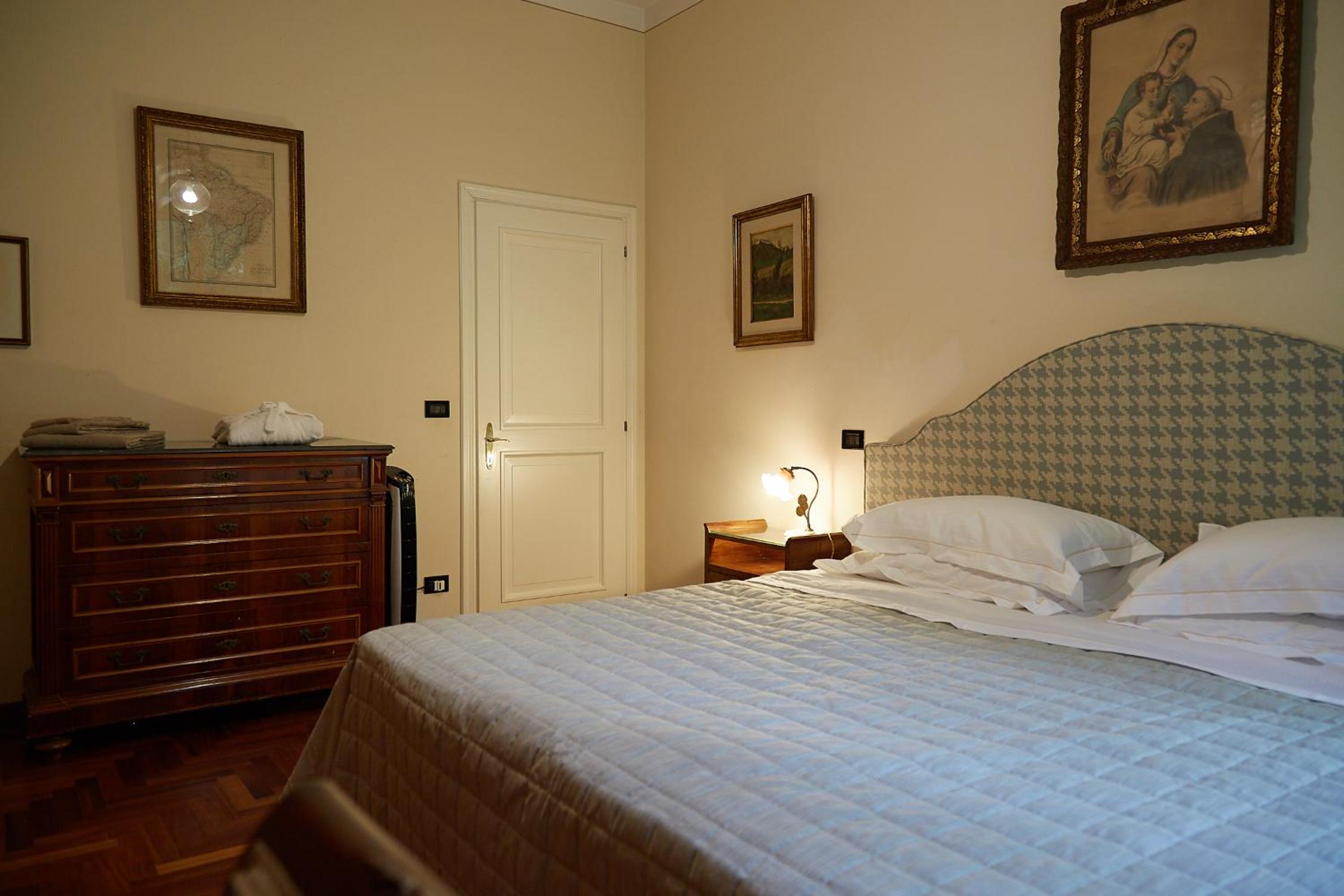 Triple Room with Private External Bathroom - Photo 1