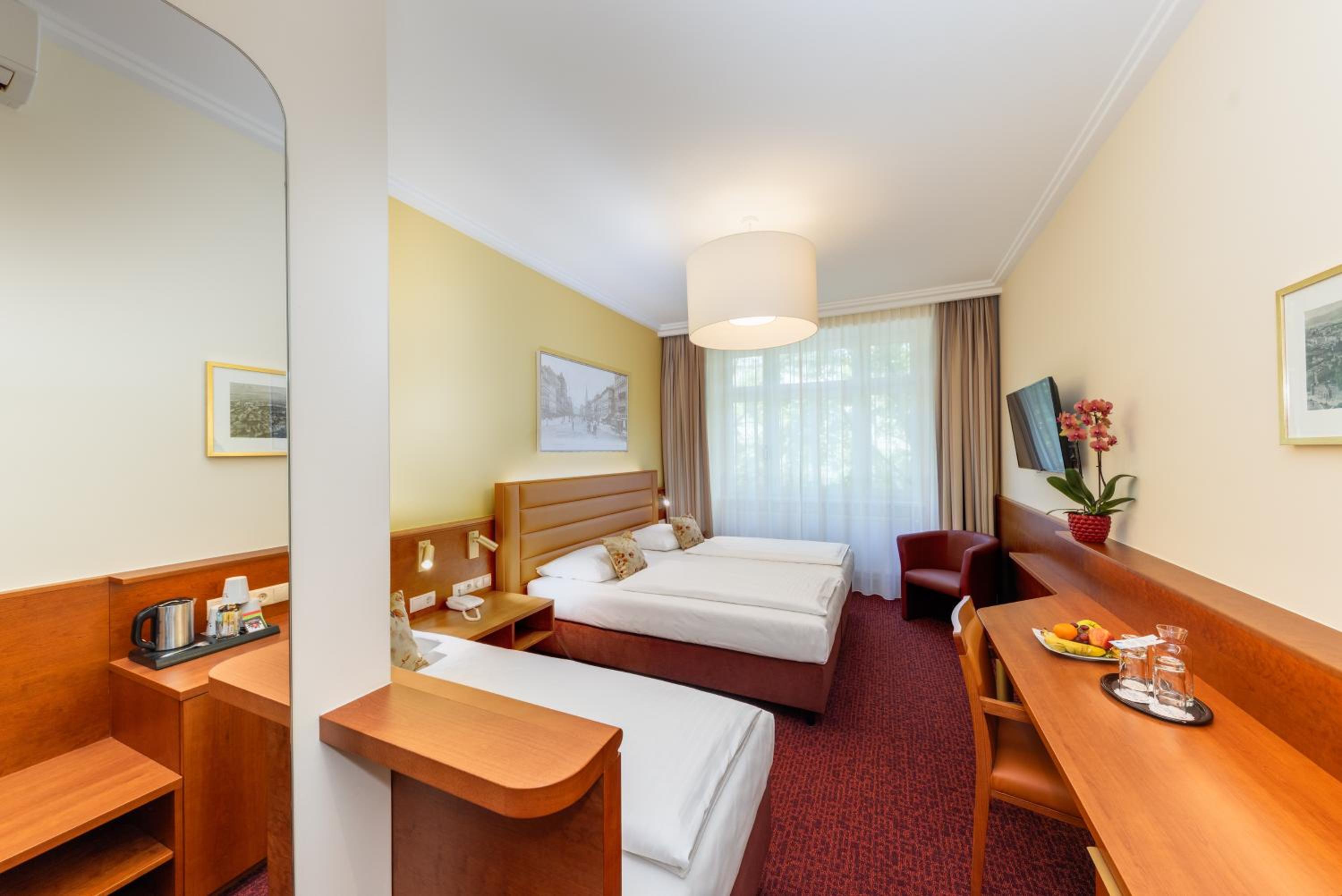 Triple Room SMART street view