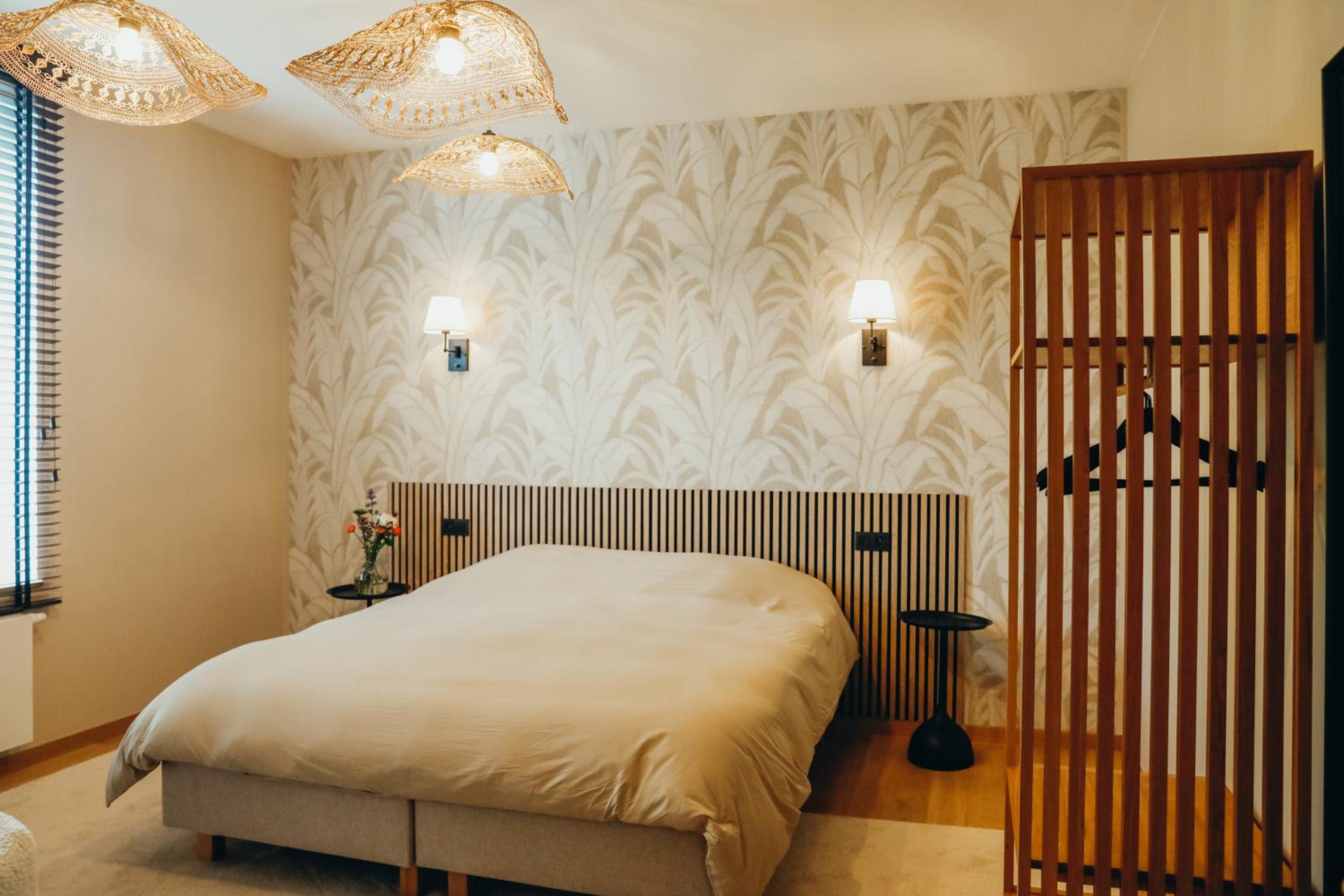 Deluxe Double Room with Balcony photo 2