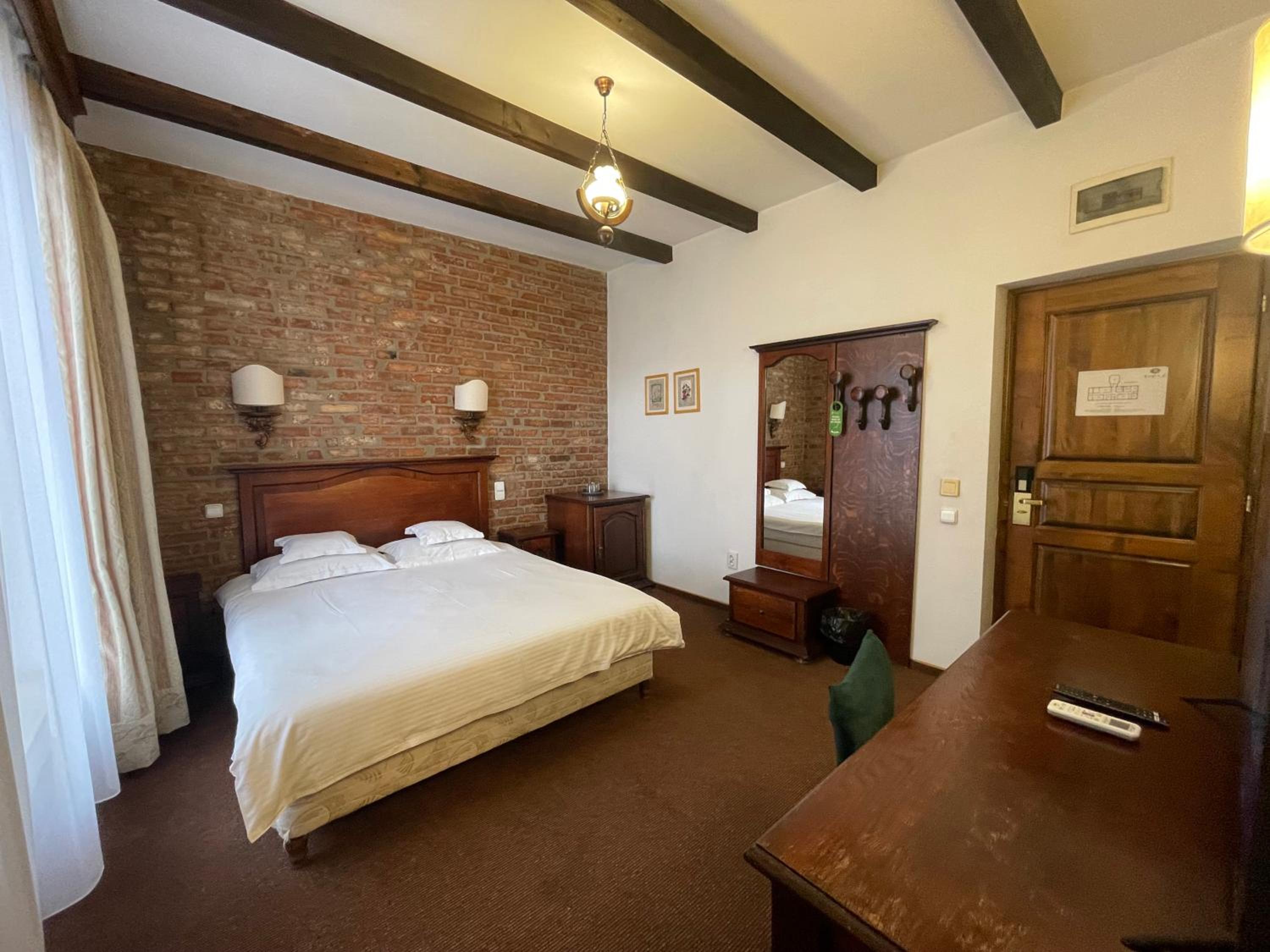Standard Double Room photo 3