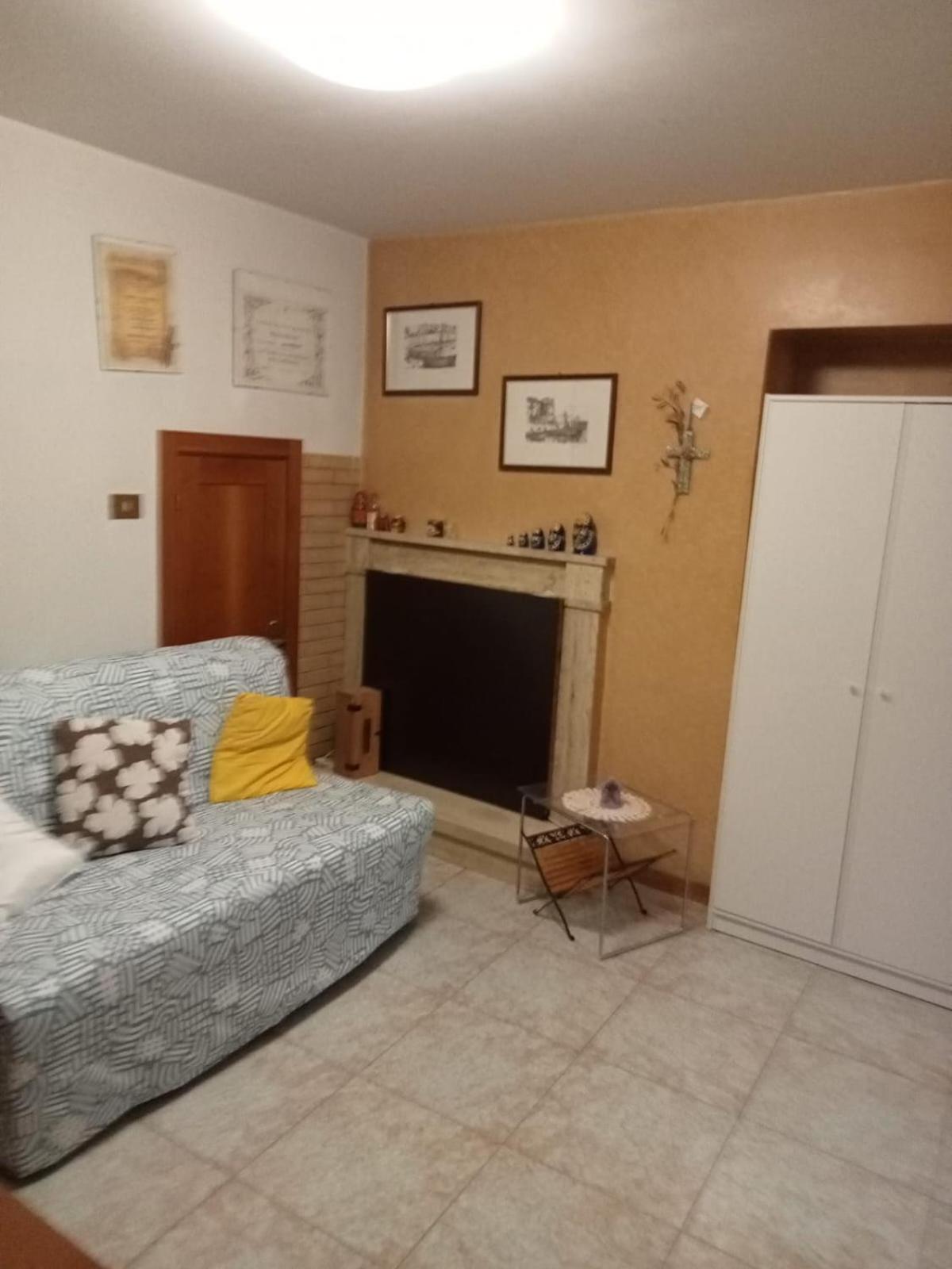 One-Bedroom House photo 3